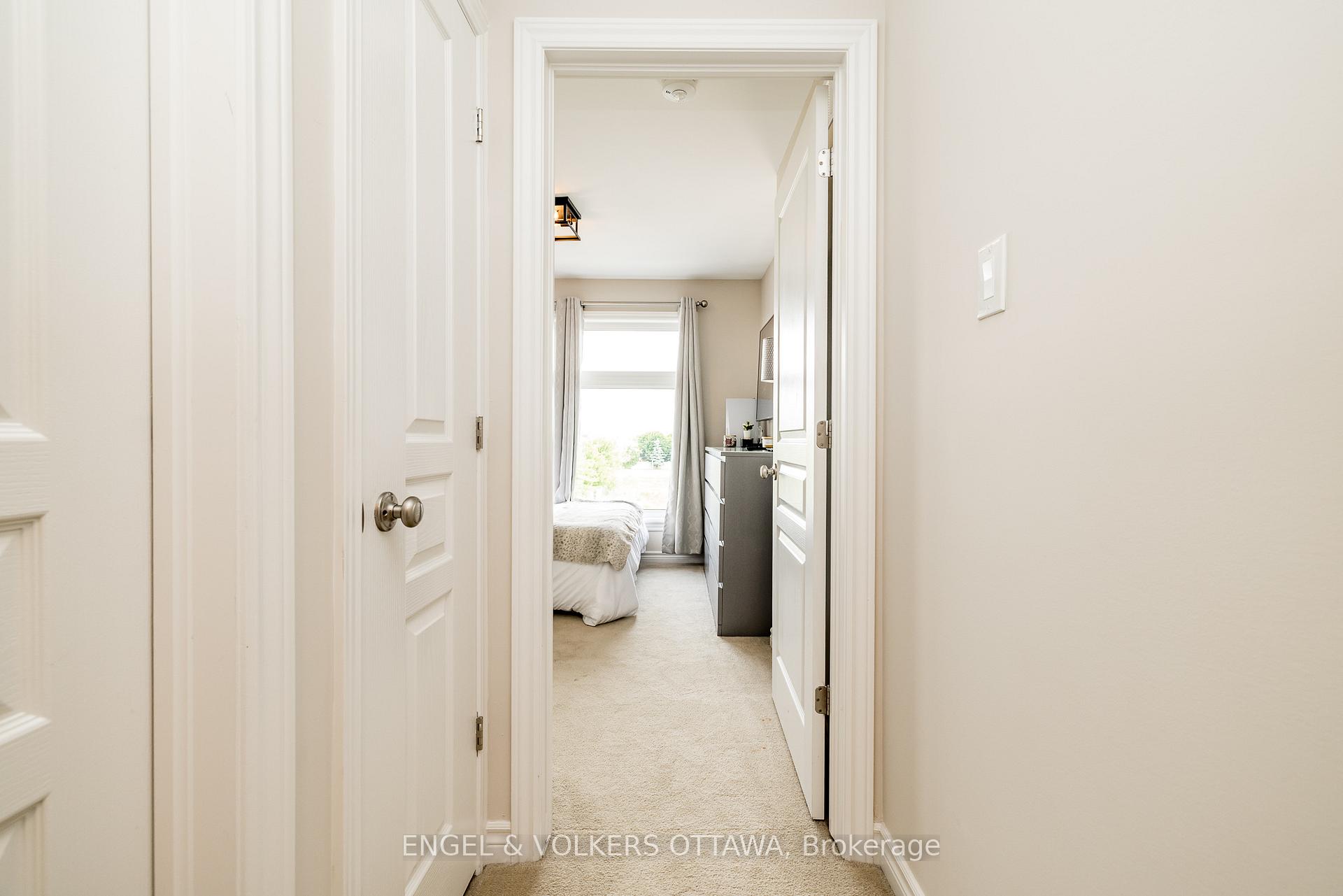 Photo 38 of 182 Poplin Street, Ottawa, Riverside South/Gloucester Glen — HOMEH