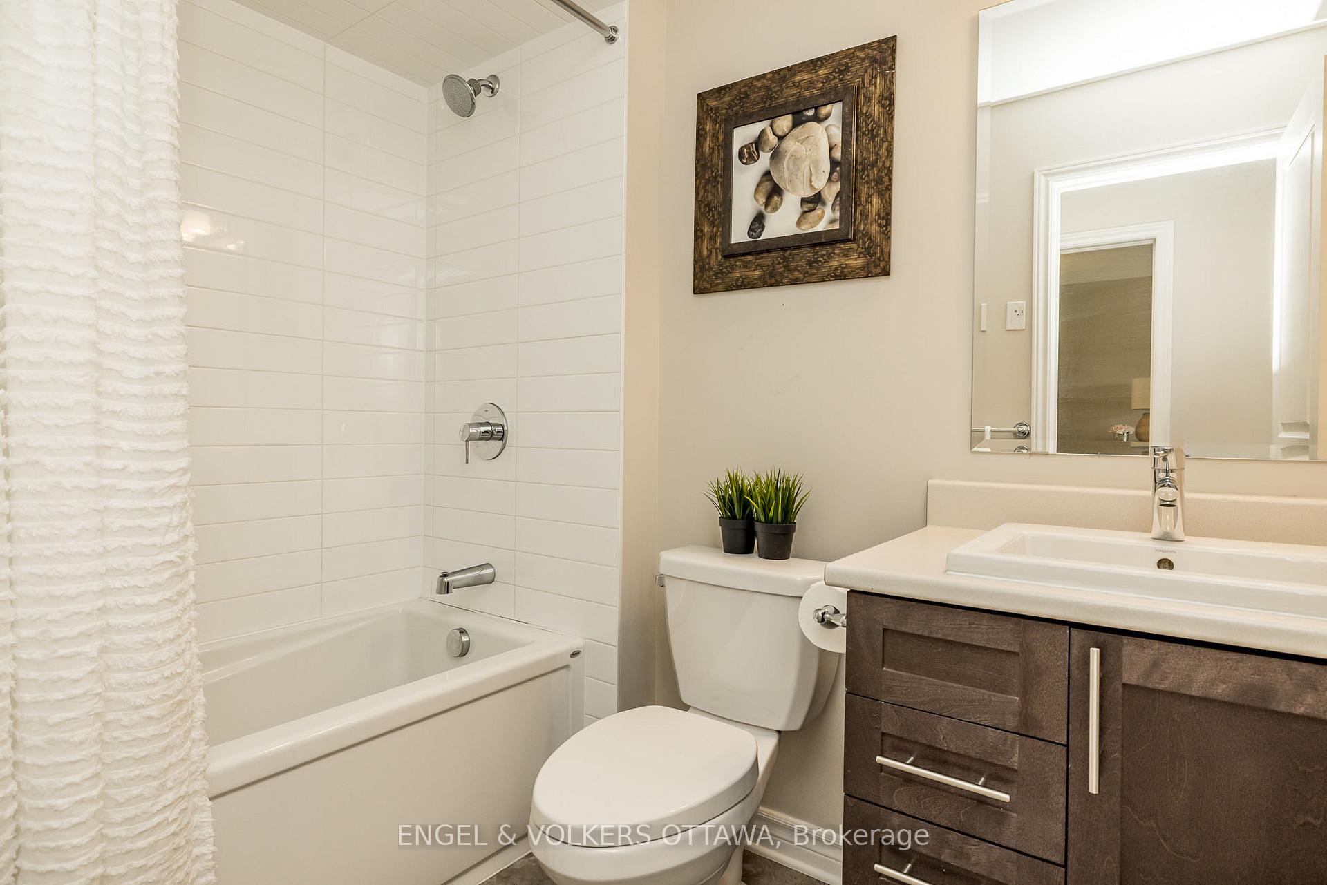 Photo 45 of 182 Poplin Street, Ottawa, Riverside South/Gloucester Glen — HOMEH
