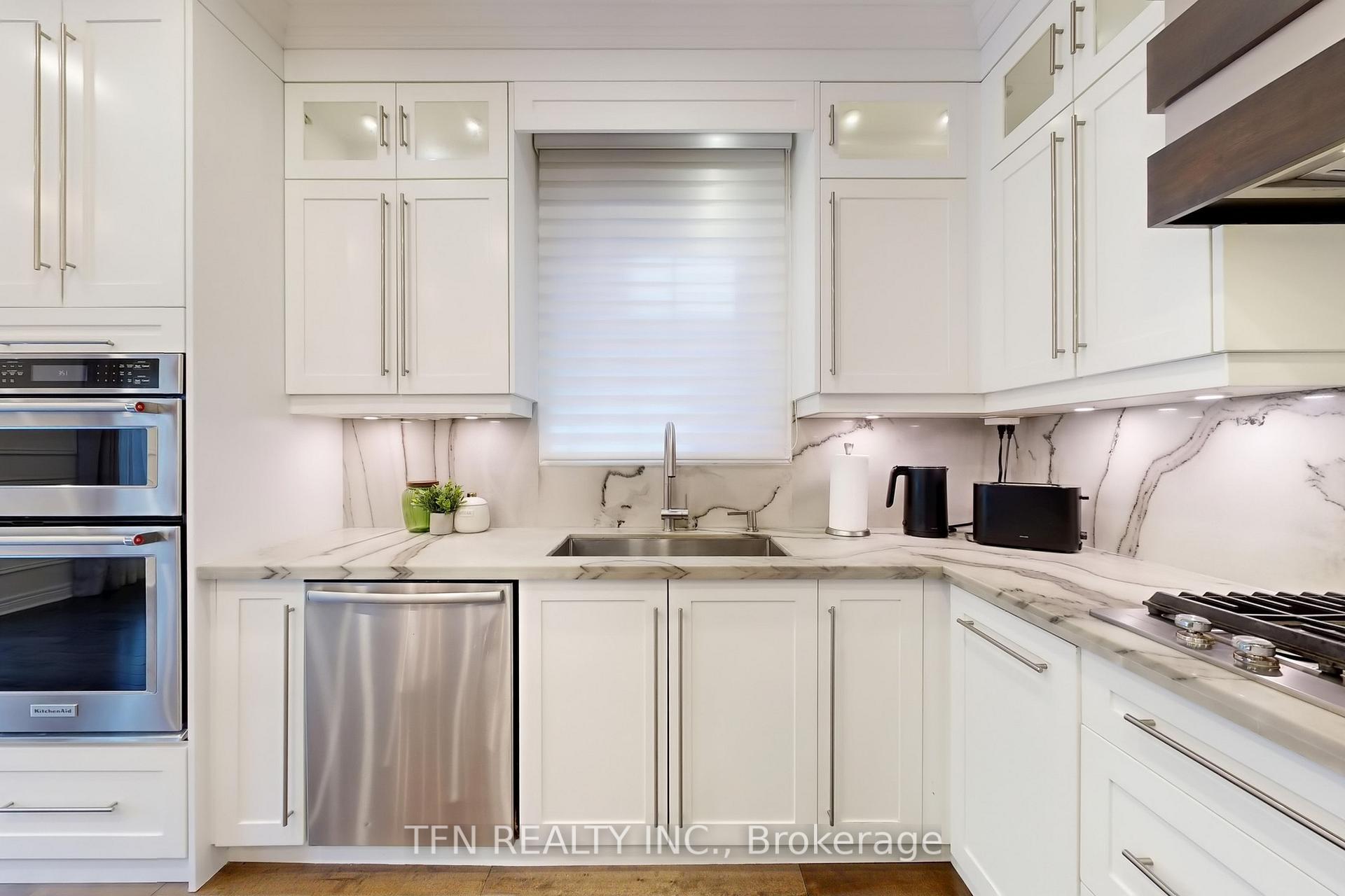 Photo 13 of 177 Bentoak Crescent, Vaughan, Patterson — HOMEH