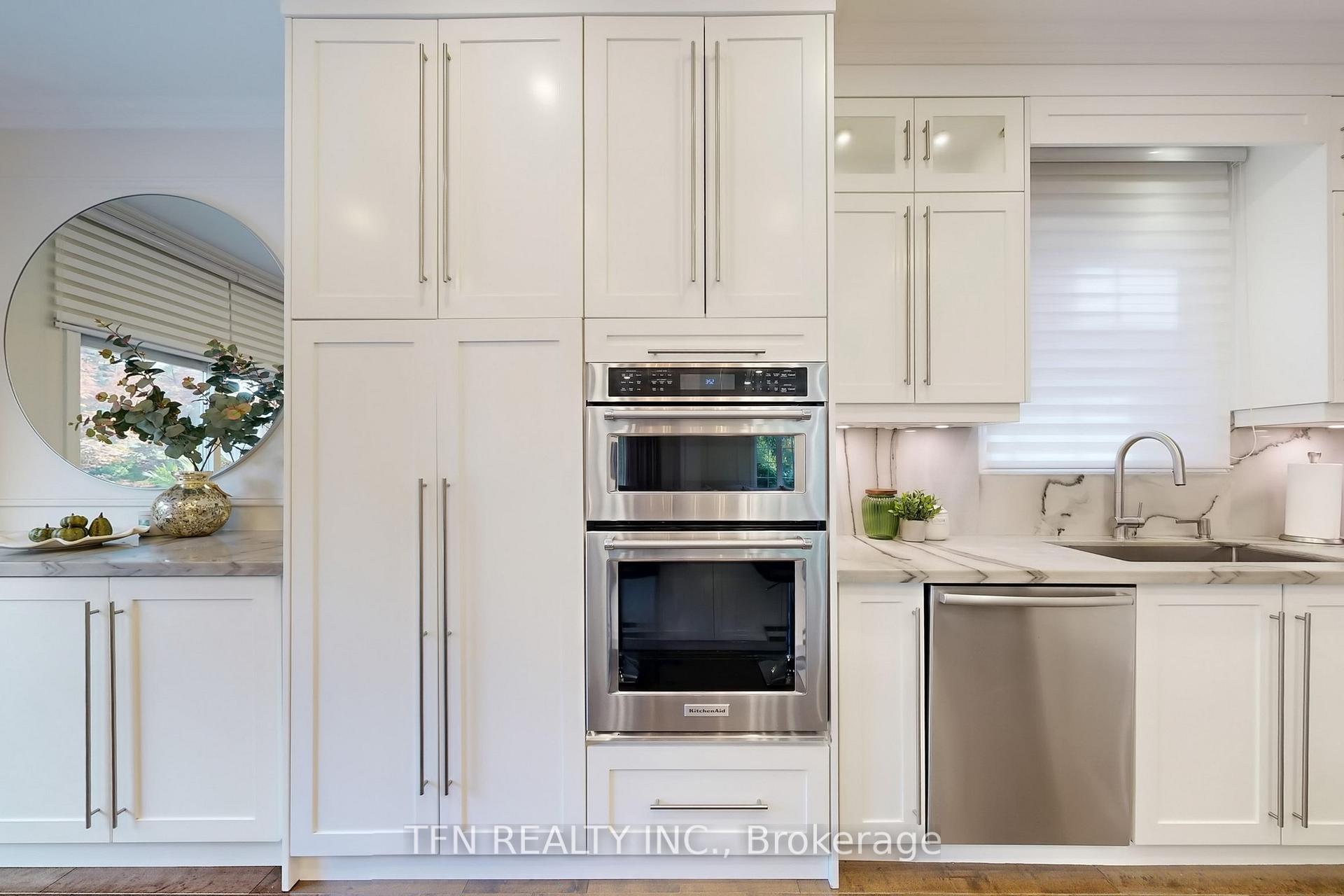 Photo 14 of 177 Bentoak Crescent, Vaughan, Patterson — HOMEH