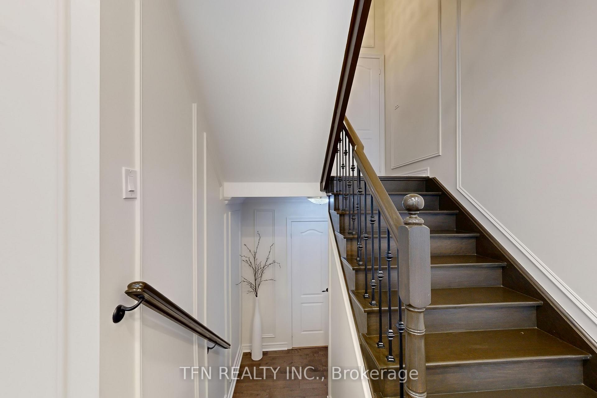 Photo 33 of 177 Bentoak Crescent, Vaughan, Patterson — HOMEH