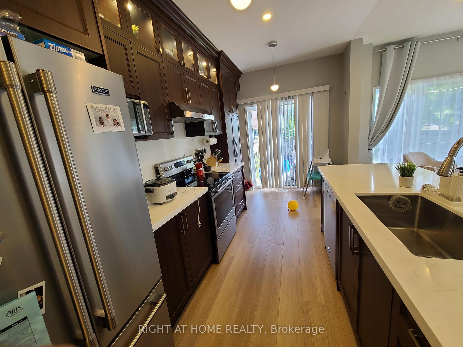 Photo 9 of 15 Michaelman Road, Ajax, South East — HOMEH