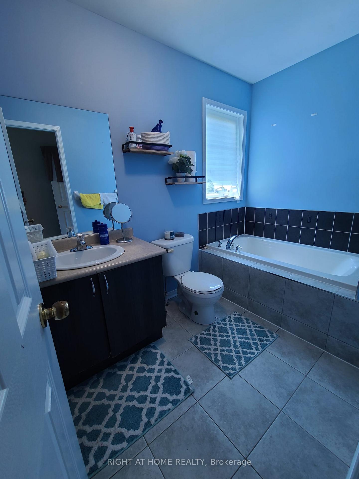 Photo 19 of 15 Michaelman Road, Ajax, South East — HOMEH