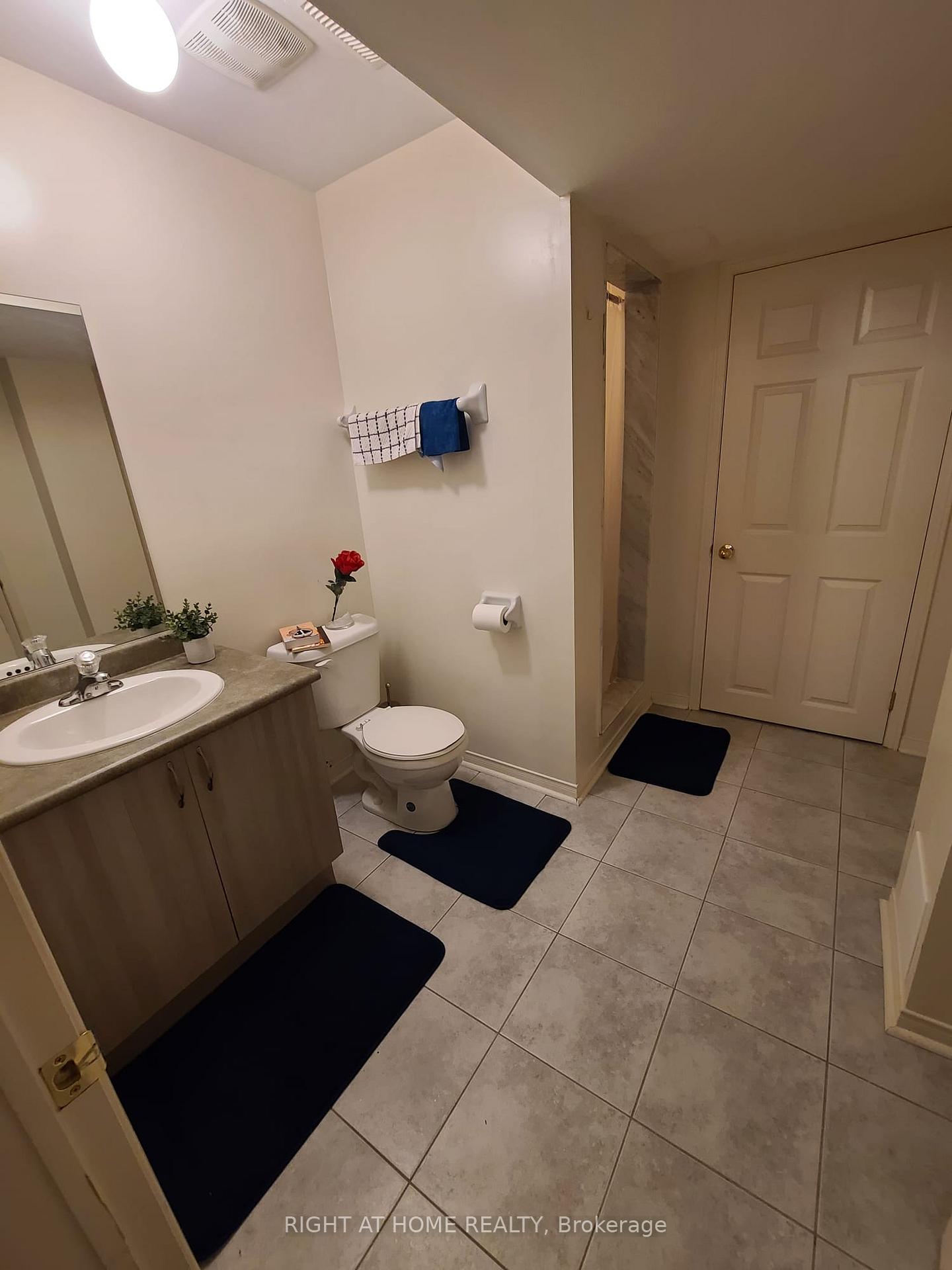 Photo 21 of 15 Michaelman Road, Ajax, South East — HOMEH