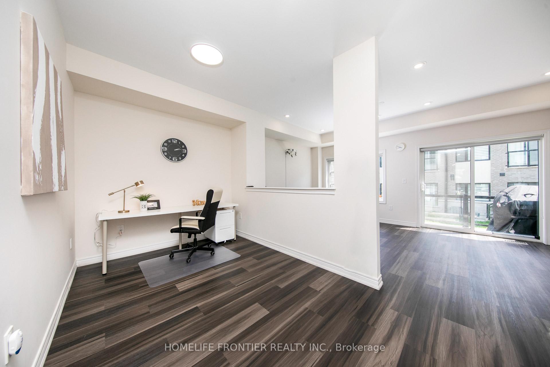 Photo 4 of 127 Lebovic Campus Drive, Vaughan, Patterson — HOMEH