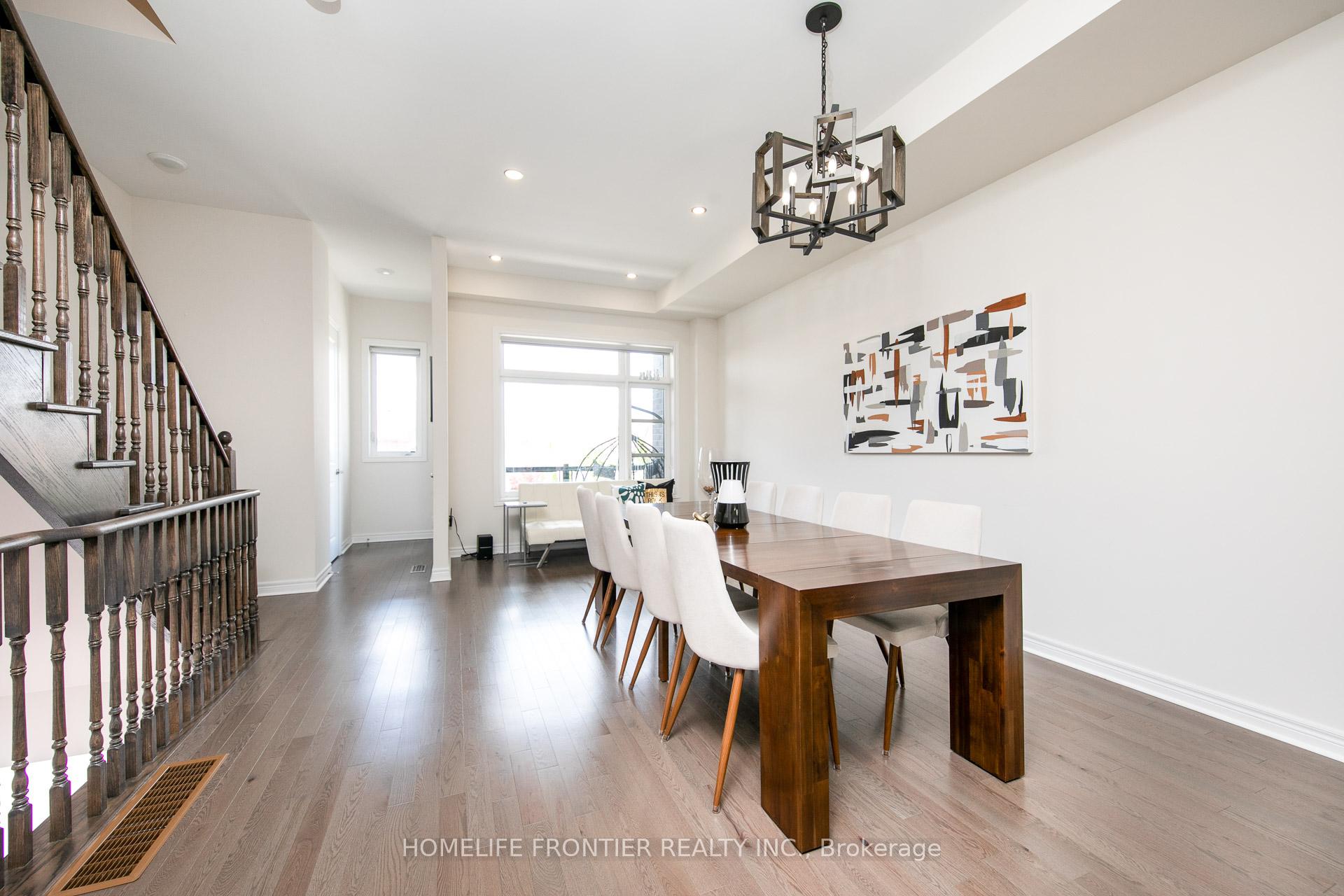 Photo 9 of 127 Lebovic Campus Drive, Vaughan, Patterson — HOMEH