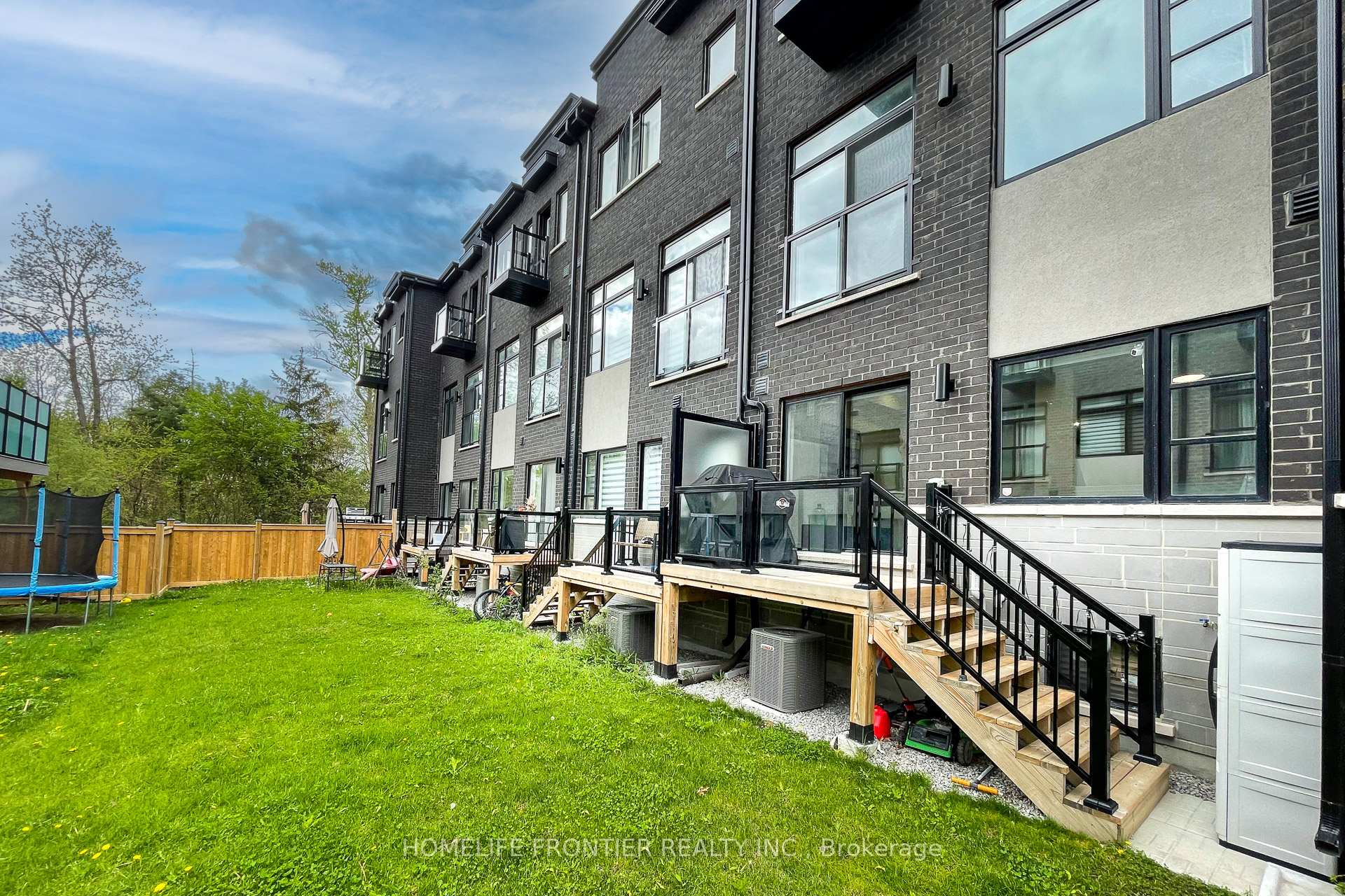Photo 32 of 127 Lebovic Campus Drive, Vaughan, Patterson — HOMEH