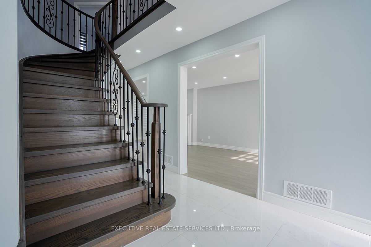 Photo 25 of 46 Willowbrook Drive, Whitby, Pringle Creek — HOMEH
