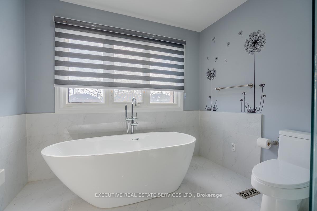 Photo 31 of 46 Willowbrook Drive, Whitby, Pringle Creek — HOMEH