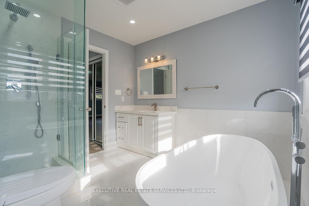 Photo 32 of 46 Willowbrook Drive, Whitby, Pringle Creek — HOMEH