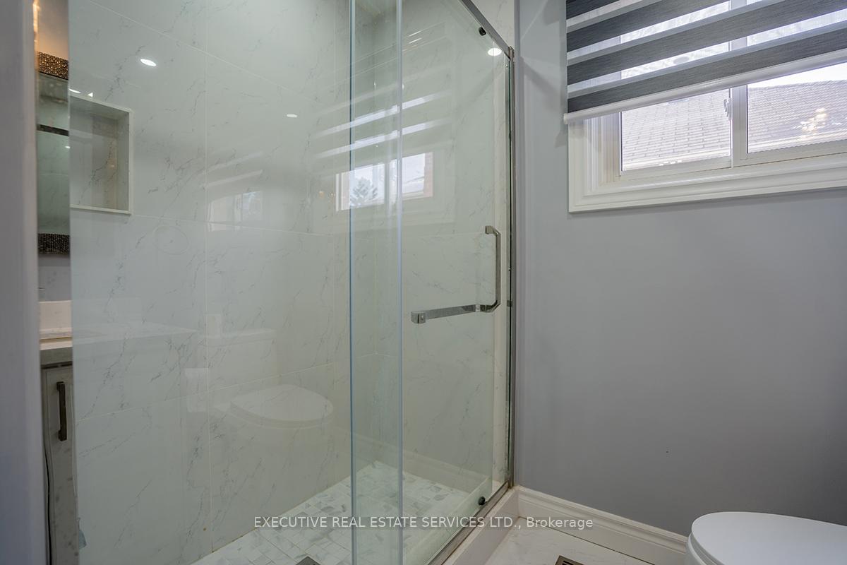 Photo 37 of 46 Willowbrook Drive, Whitby, Pringle Creek — HOMEH