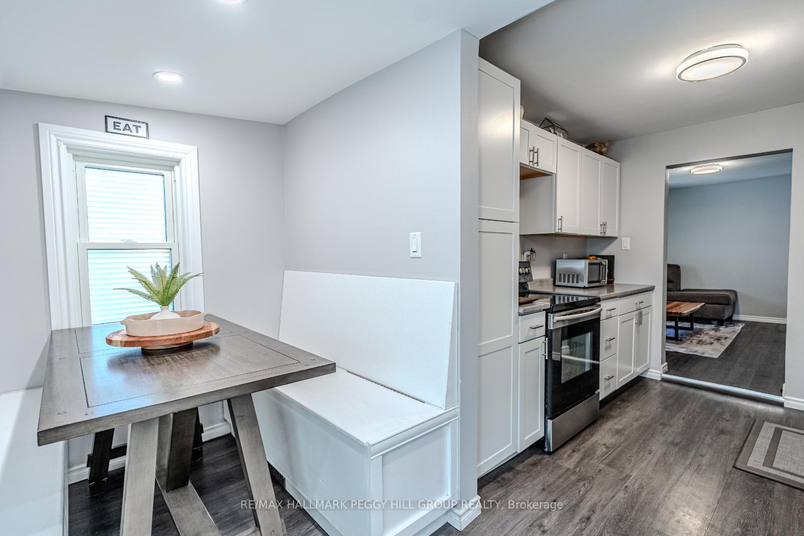 Photo 3 of 44 Adelaide Street, Barrie, Allandale — HOMEH