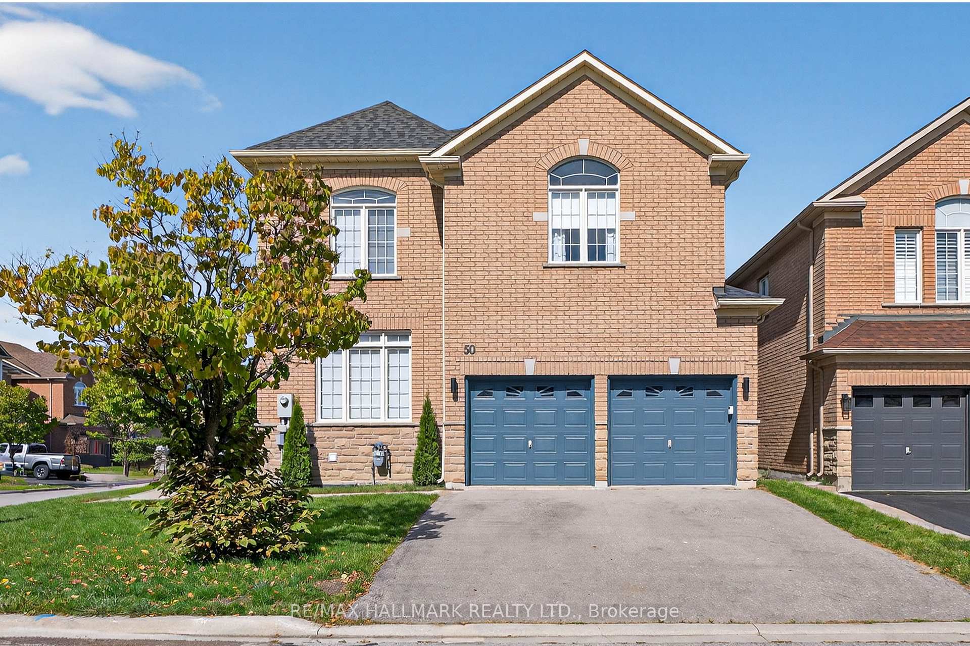 Photo 2 of 50 Bentwood Crescent, Vaughan, Patterson — HOMEH