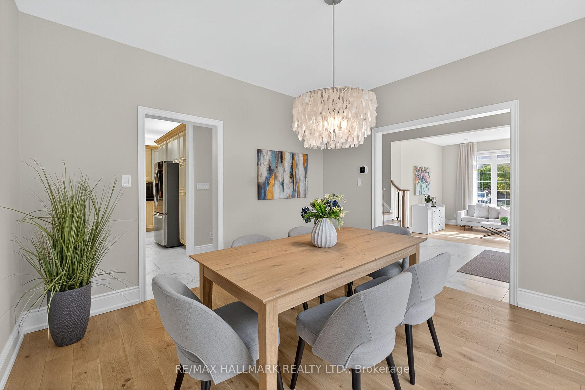 Photo 11 of 50 Bentwood Crescent, Vaughan, Patterson — HOMEH