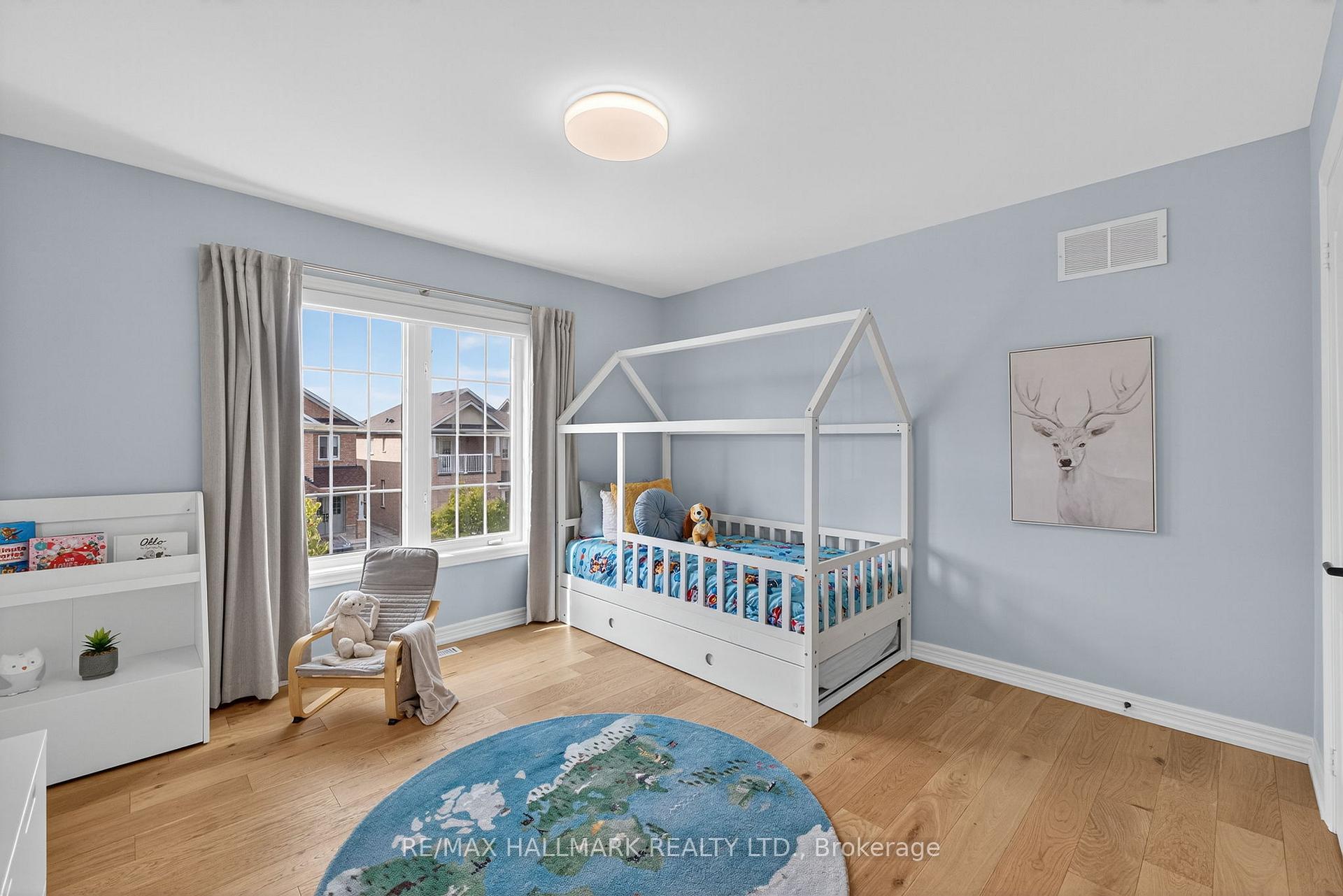 Photo 37 of 50 Bentwood Crescent, Vaughan, Patterson — HOMEH