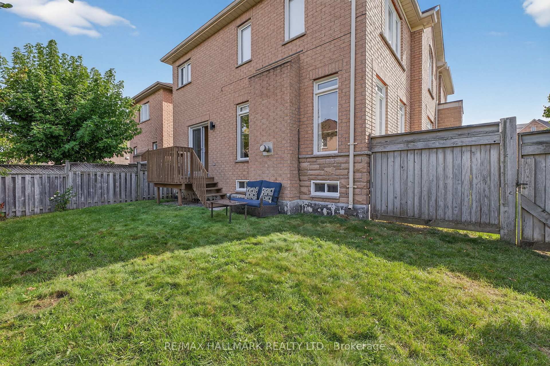 Photo 49 of 50 Bentwood Crescent, Vaughan, Patterson — HOMEH