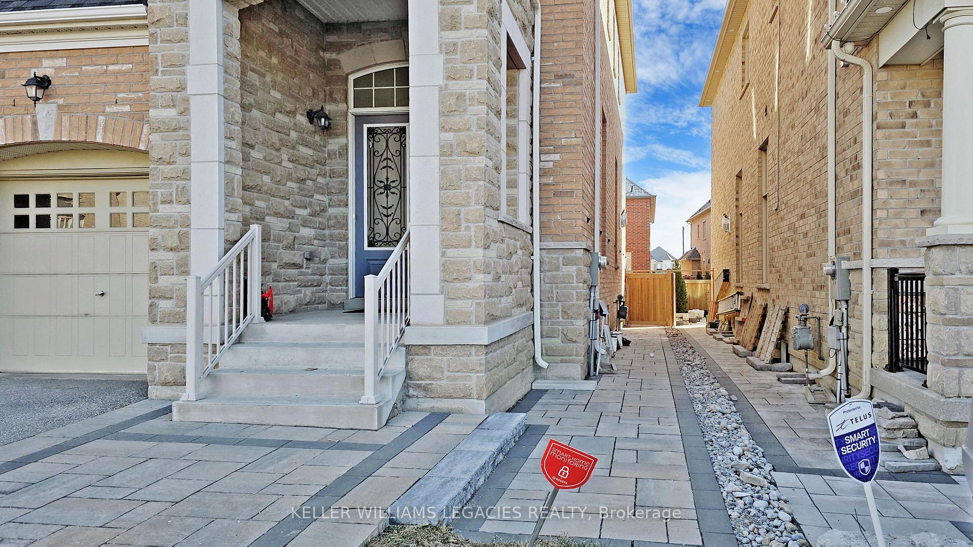 Photo 3 of 215 Poetry Drive, Vaughan, Vellore Village — HOMEH