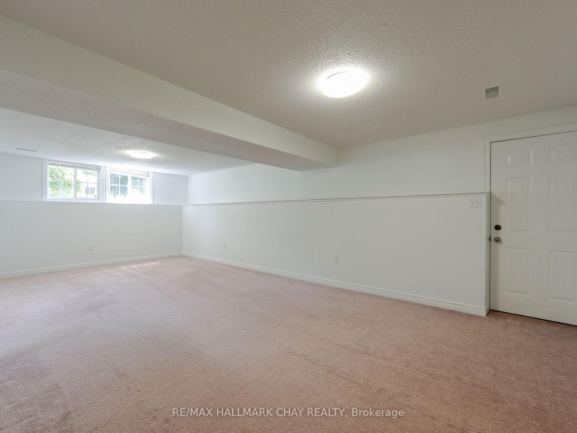 Photo 22 of 81 Moore Avenue, Adjala-Tosorontio, Everett — HOMEH