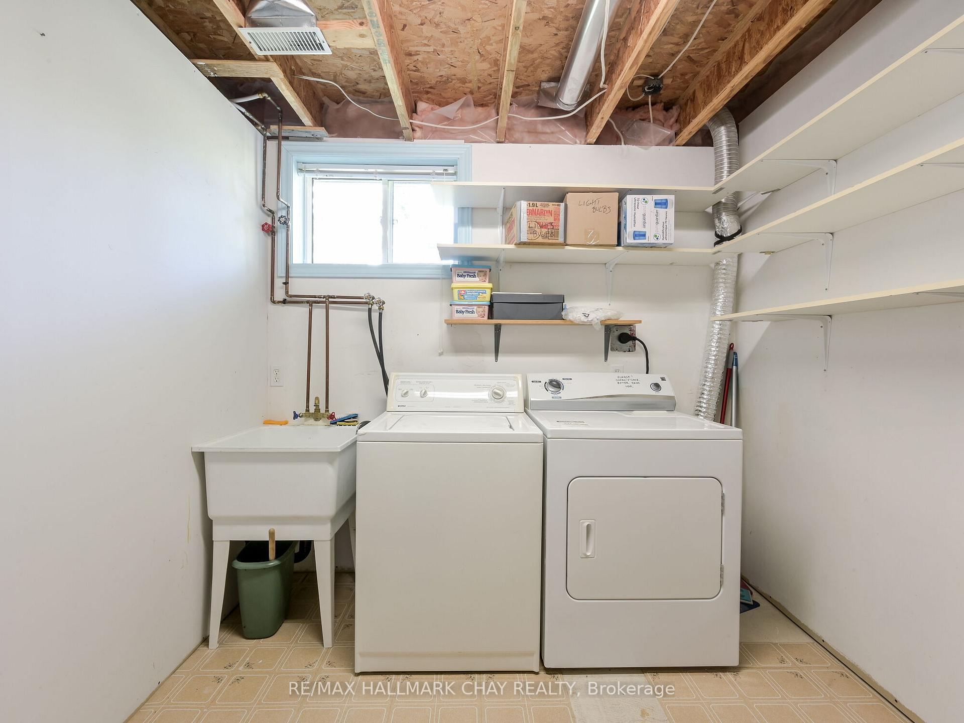 Photo 25 of 81 Moore Avenue, Adjala-Tosorontio, Everett — HOMEH