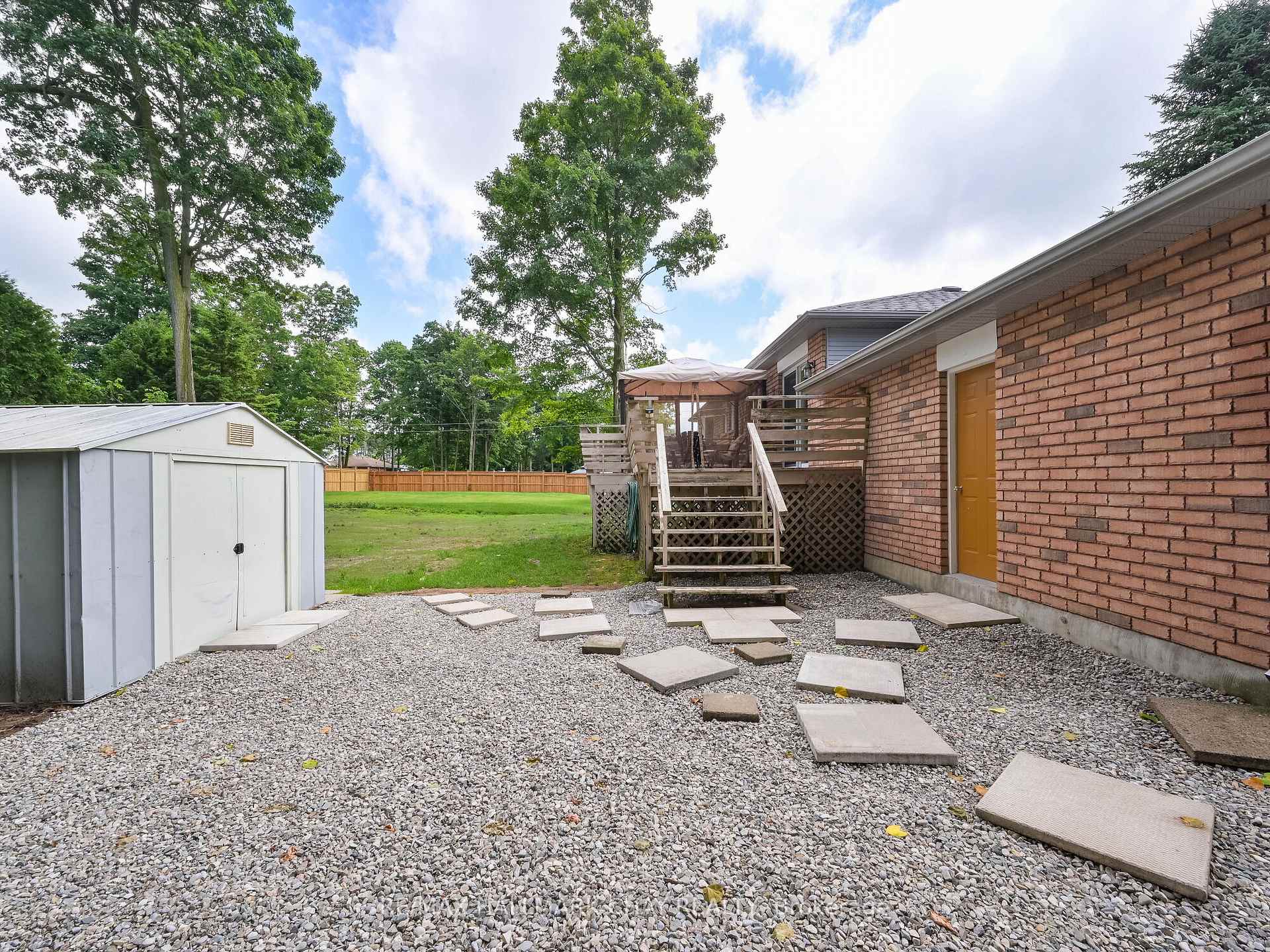 Photo 27 of 81 Moore Avenue, Adjala-Tosorontio, Everett — HOMEH