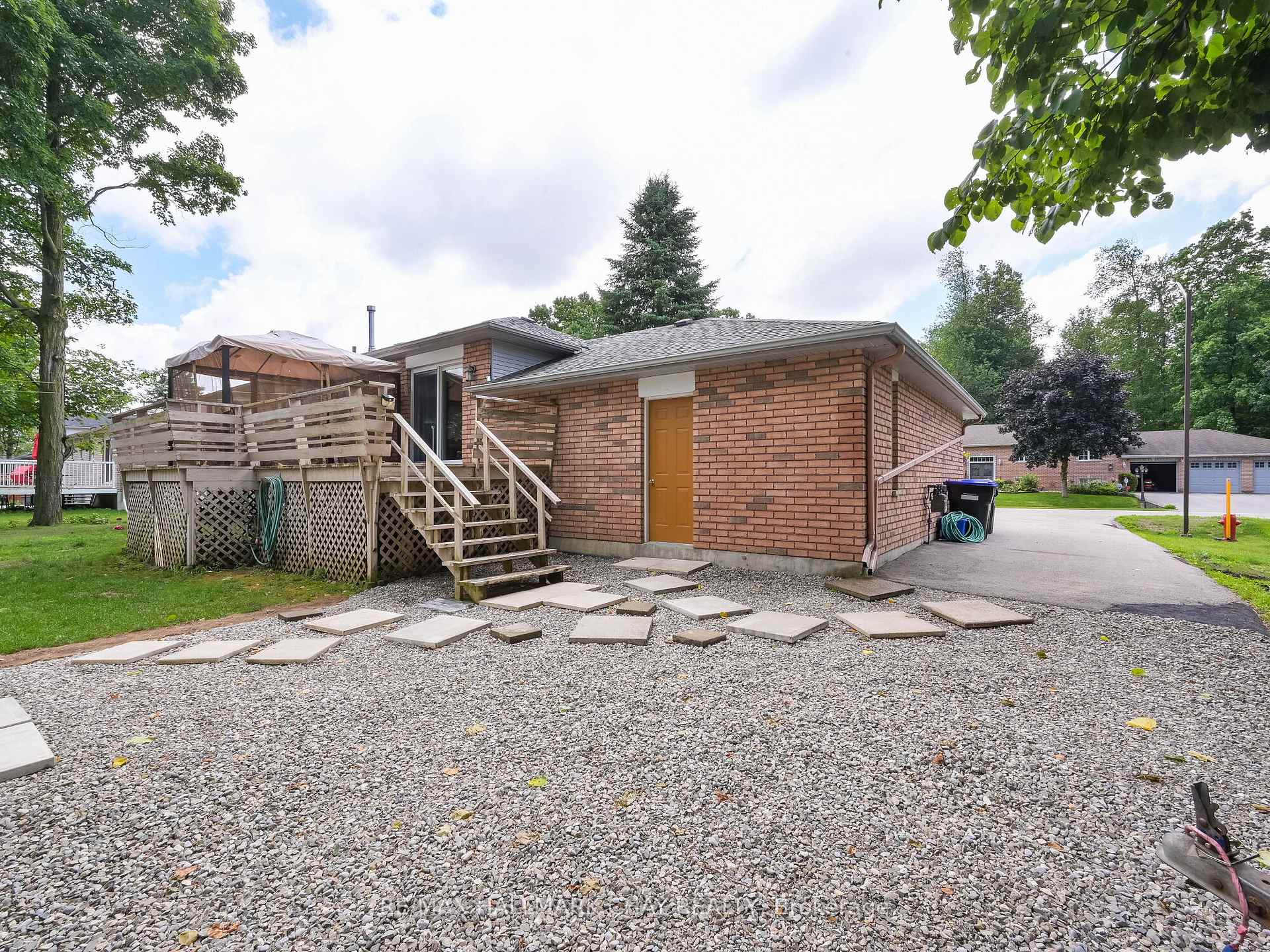 Photo 28 of 81 Moore Avenue, Adjala-Tosorontio, Everett — HOMEH