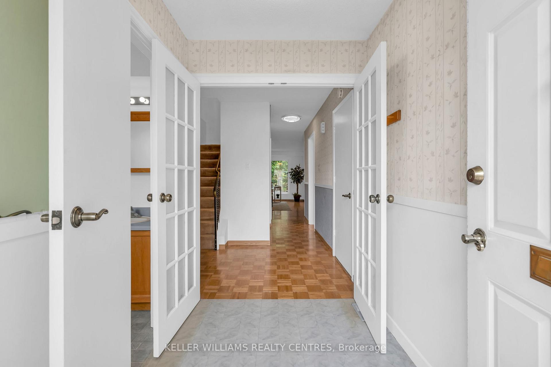 Photo 2 of 119 Batson Drive, Aurora, Aurora Village — HOMEH