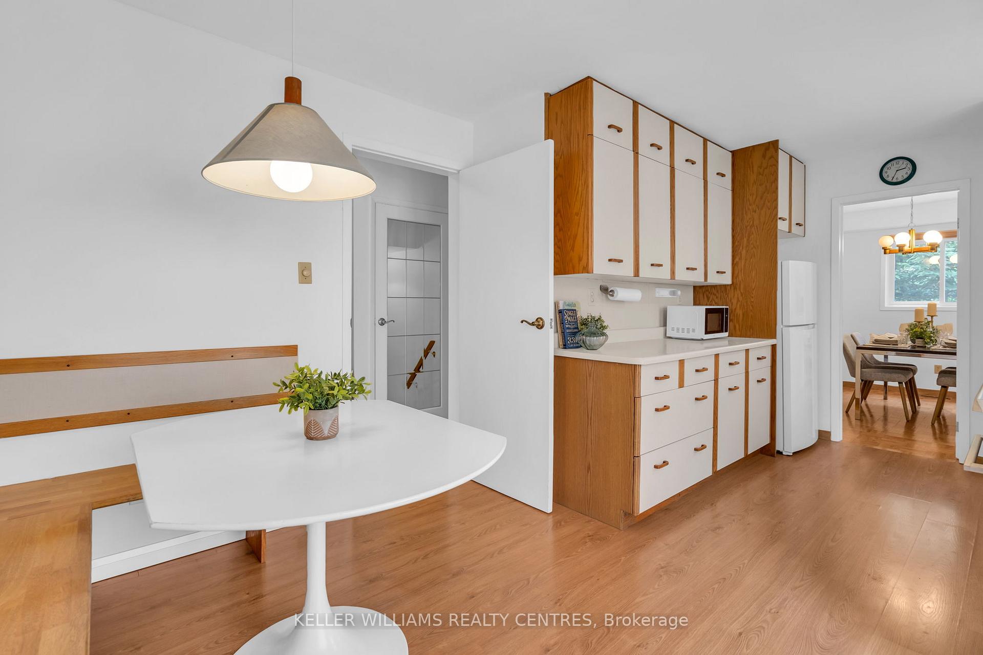 Photo 4 of 119 Batson Drive, Aurora, Aurora Village — HOMEH