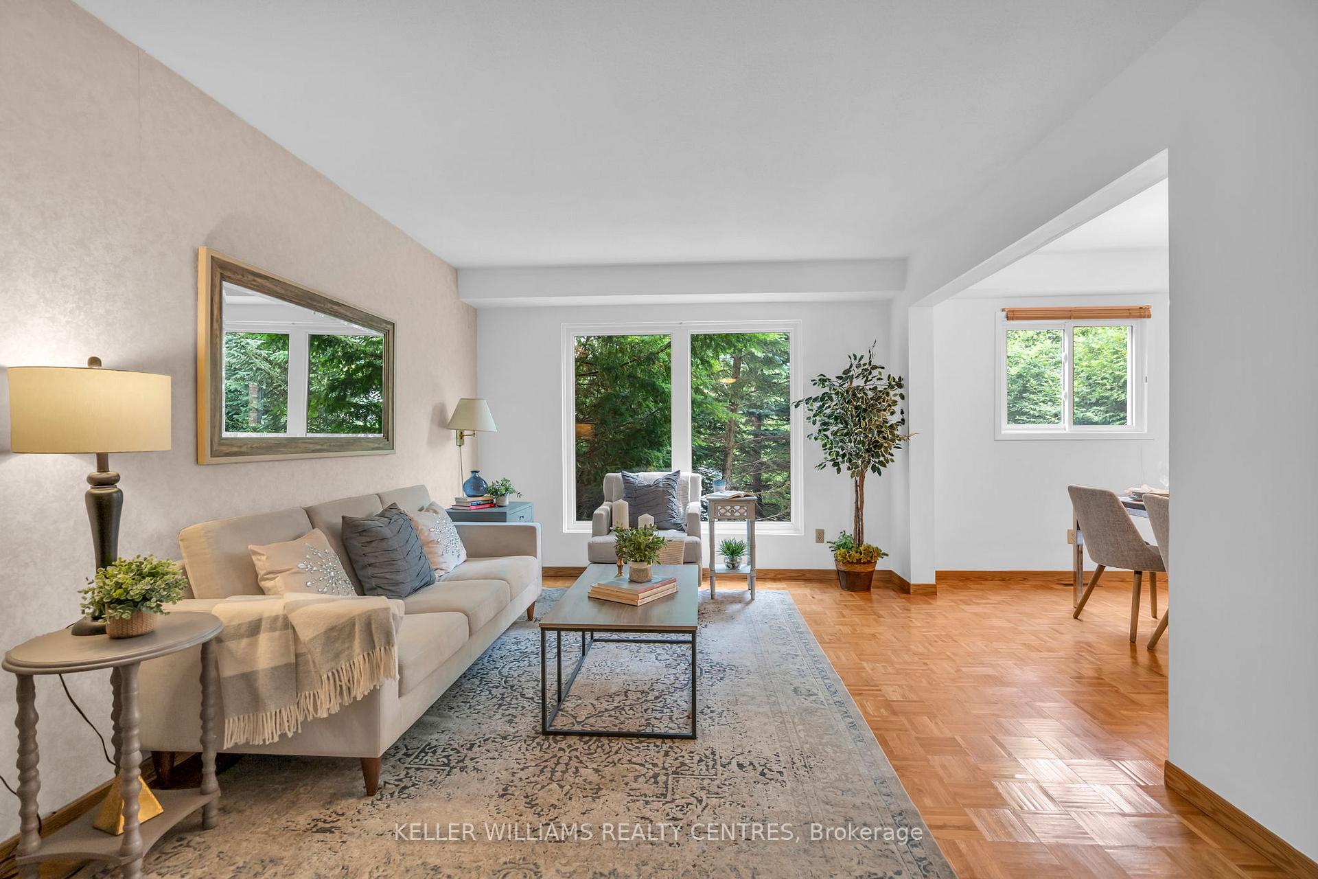 Photo 14 of 119 Batson Drive, Aurora, Aurora Village — HOMEH