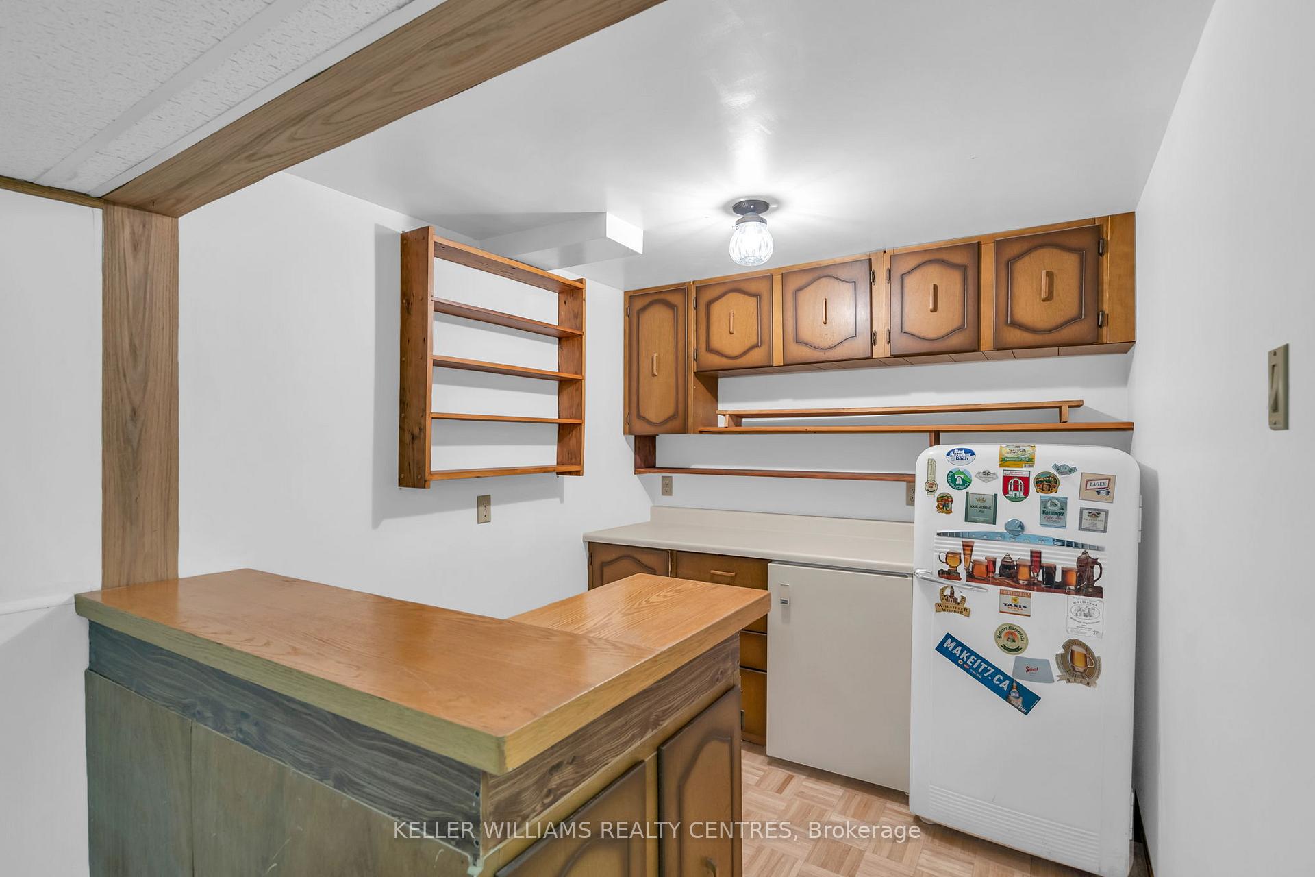 Photo 24 of 119 Batson Drive, Aurora, Aurora Village — HOMEH