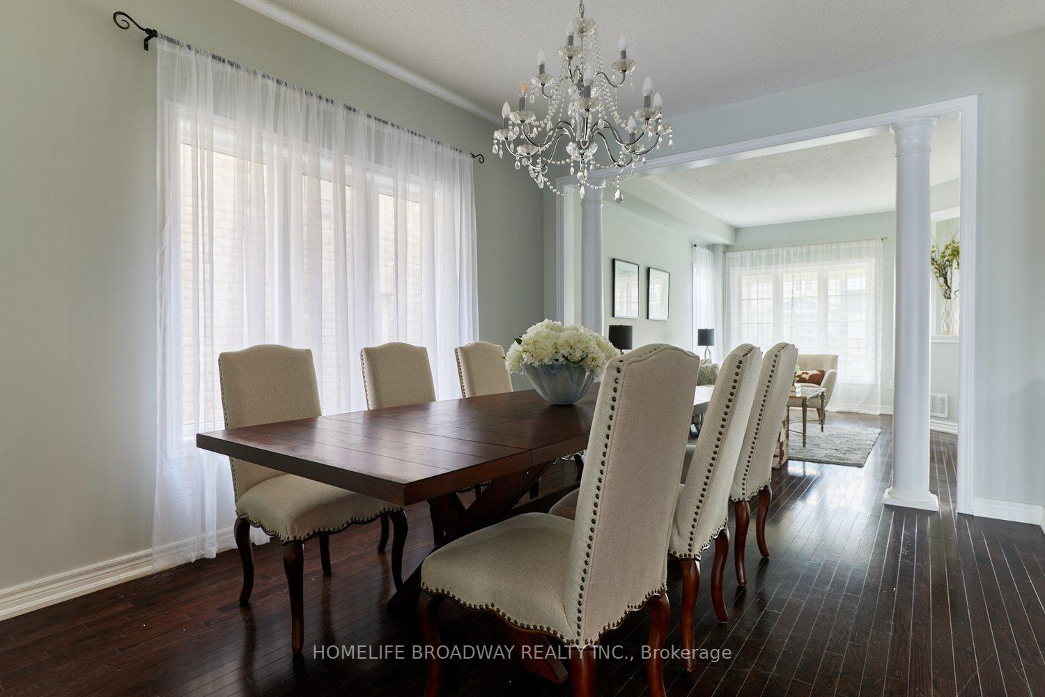 Photo 8 of 7 Edison Place, Vaughan, Patterson — HOMEH