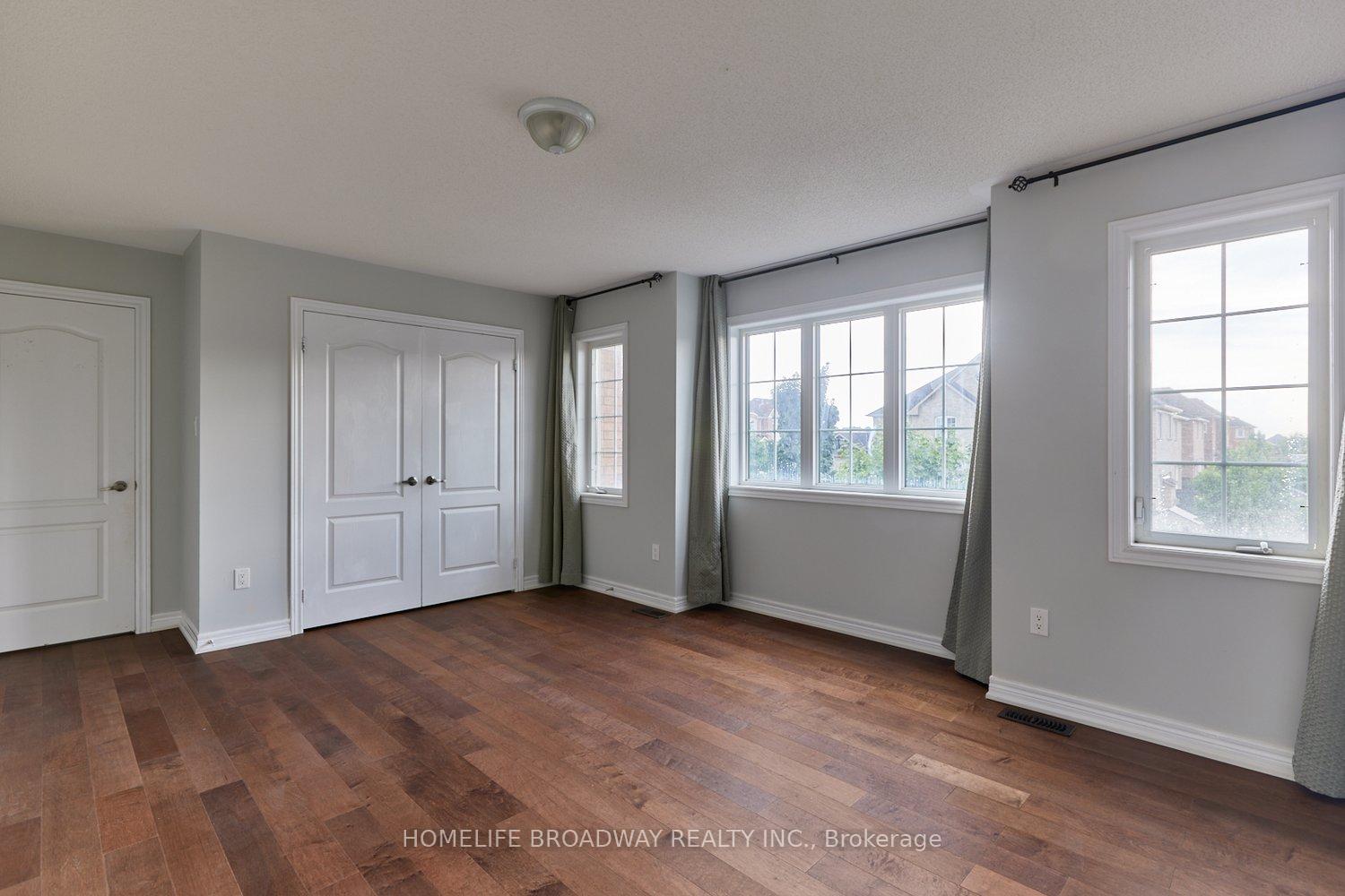 Photo 22 of 7 Edison Place, Vaughan, Patterson — HOMEH