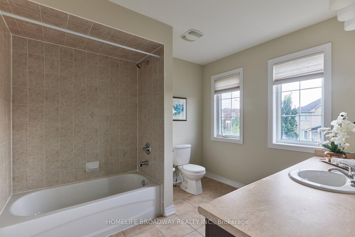 Photo 26 of 7 Edison Place, Vaughan, Patterson — HOMEH