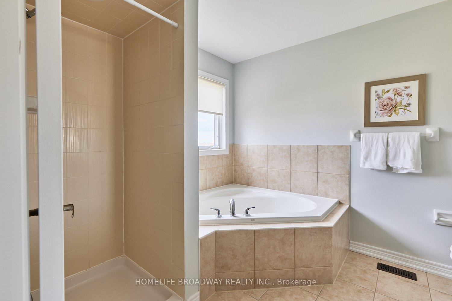 Photo 34 of 7 Edison Place, Vaughan, Patterson — HOMEH