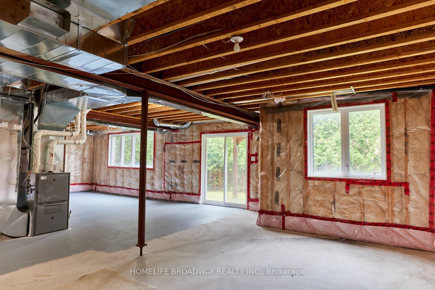 Photo 38 of 7 Edison Place, Vaughan, Patterson — HOMEH
