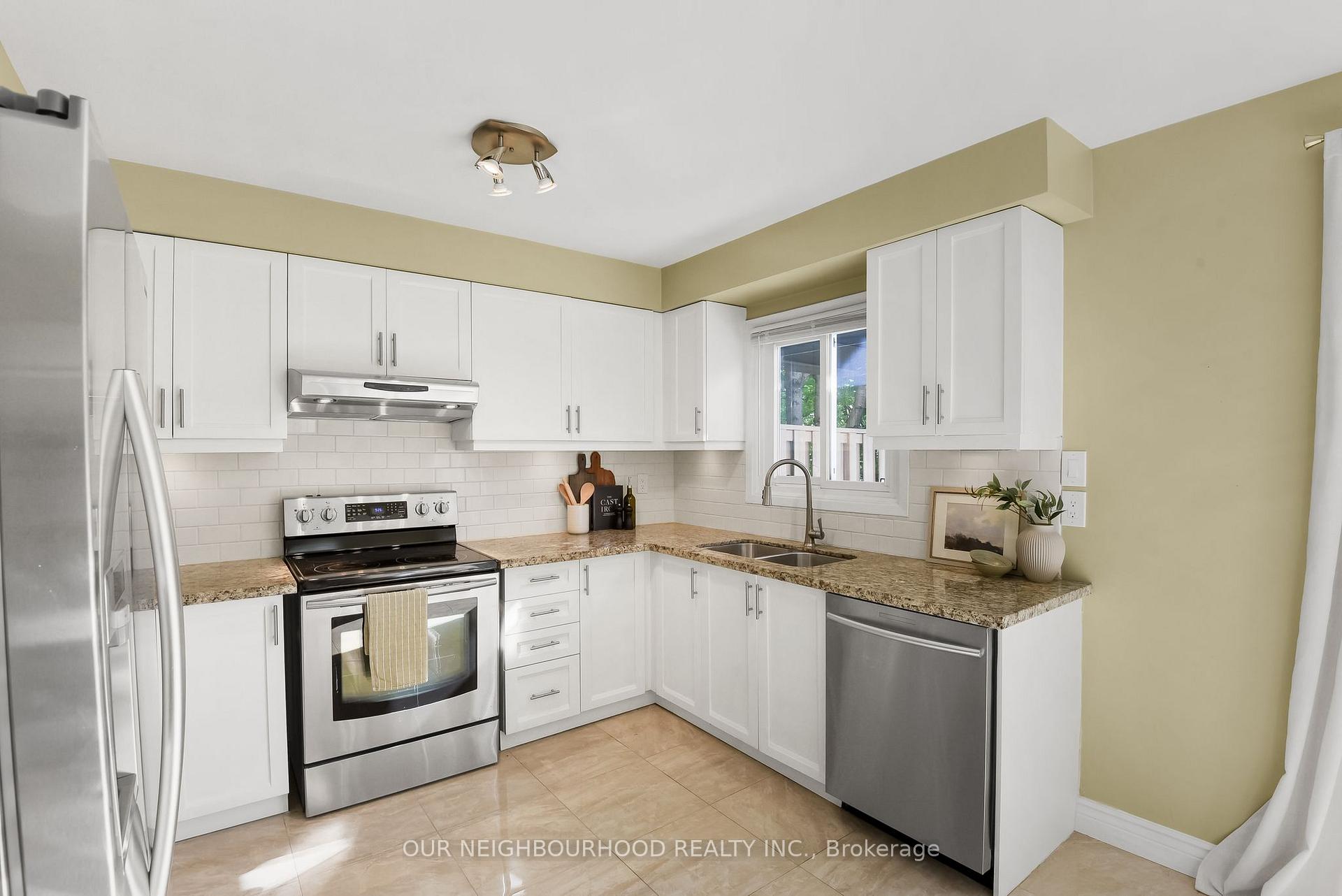 Photo 7 of 5 Noble Drive, Ajax, Central East — HOMEH