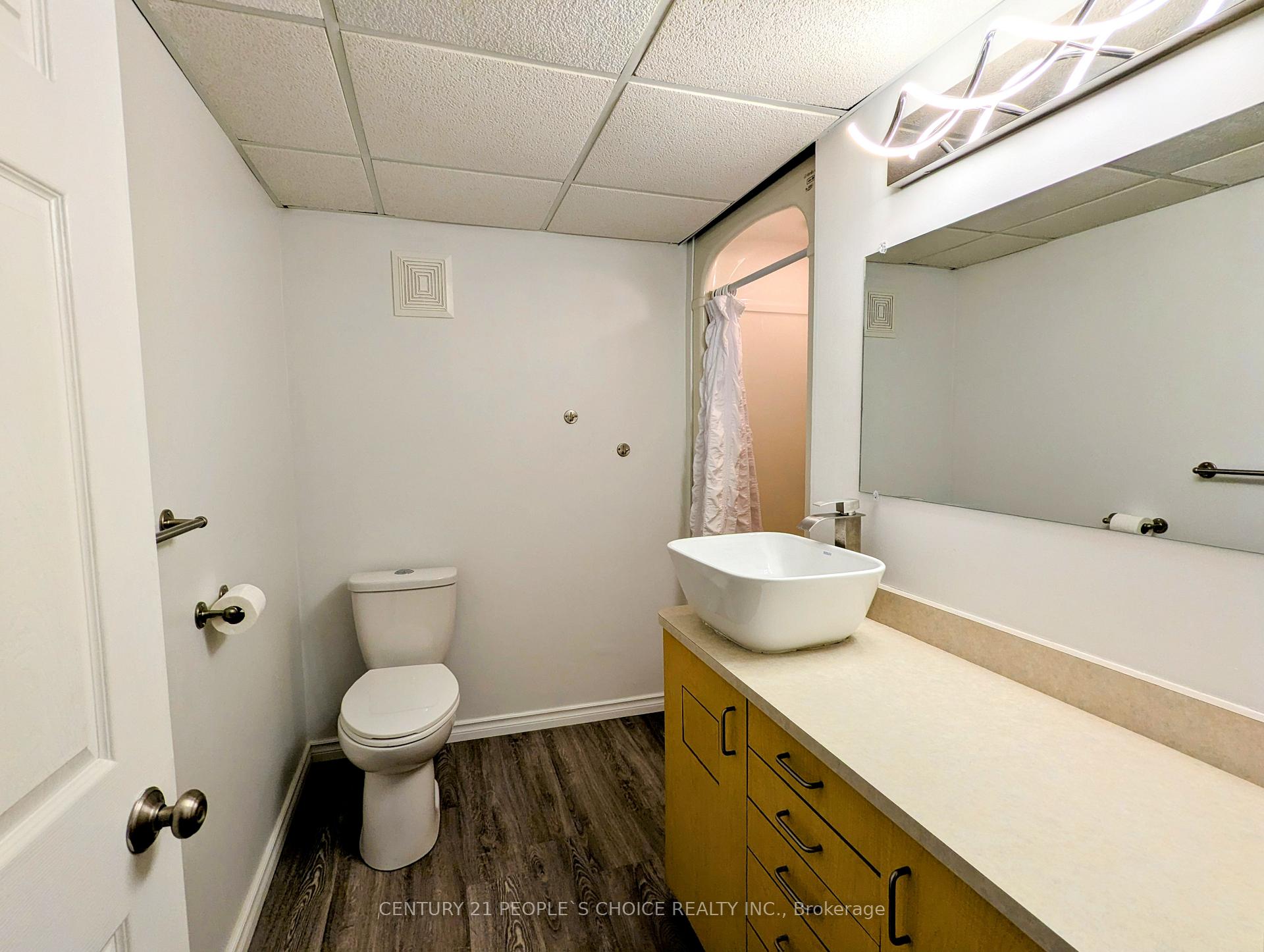 Photo 7 of Unit Bsmt, 111 Hialeah Crescent, Whitby, Blue Grass Meadows — HOMEH