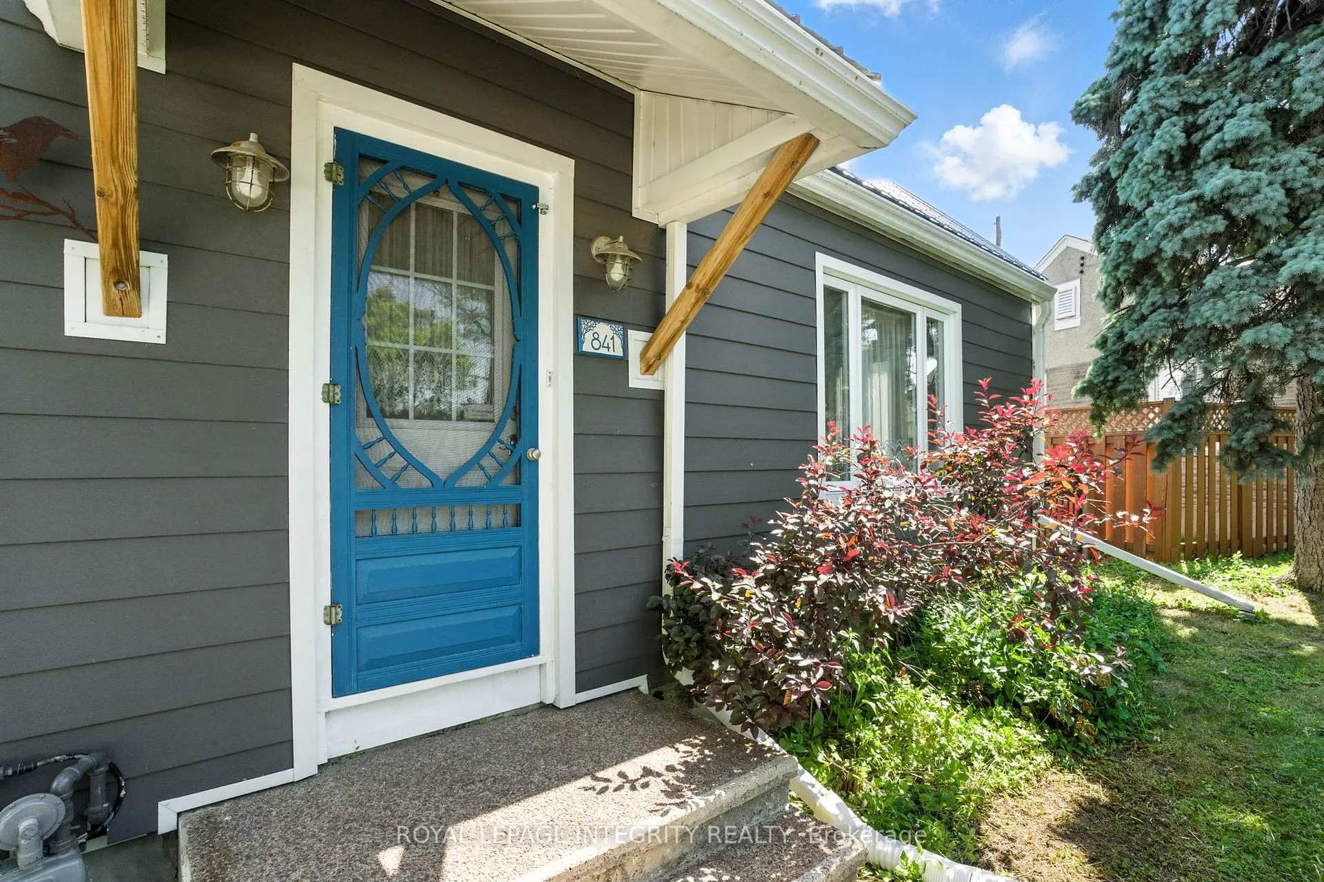 Photo 2 of 841 Merivale Road, Ottawa, Carlington — HOMEH