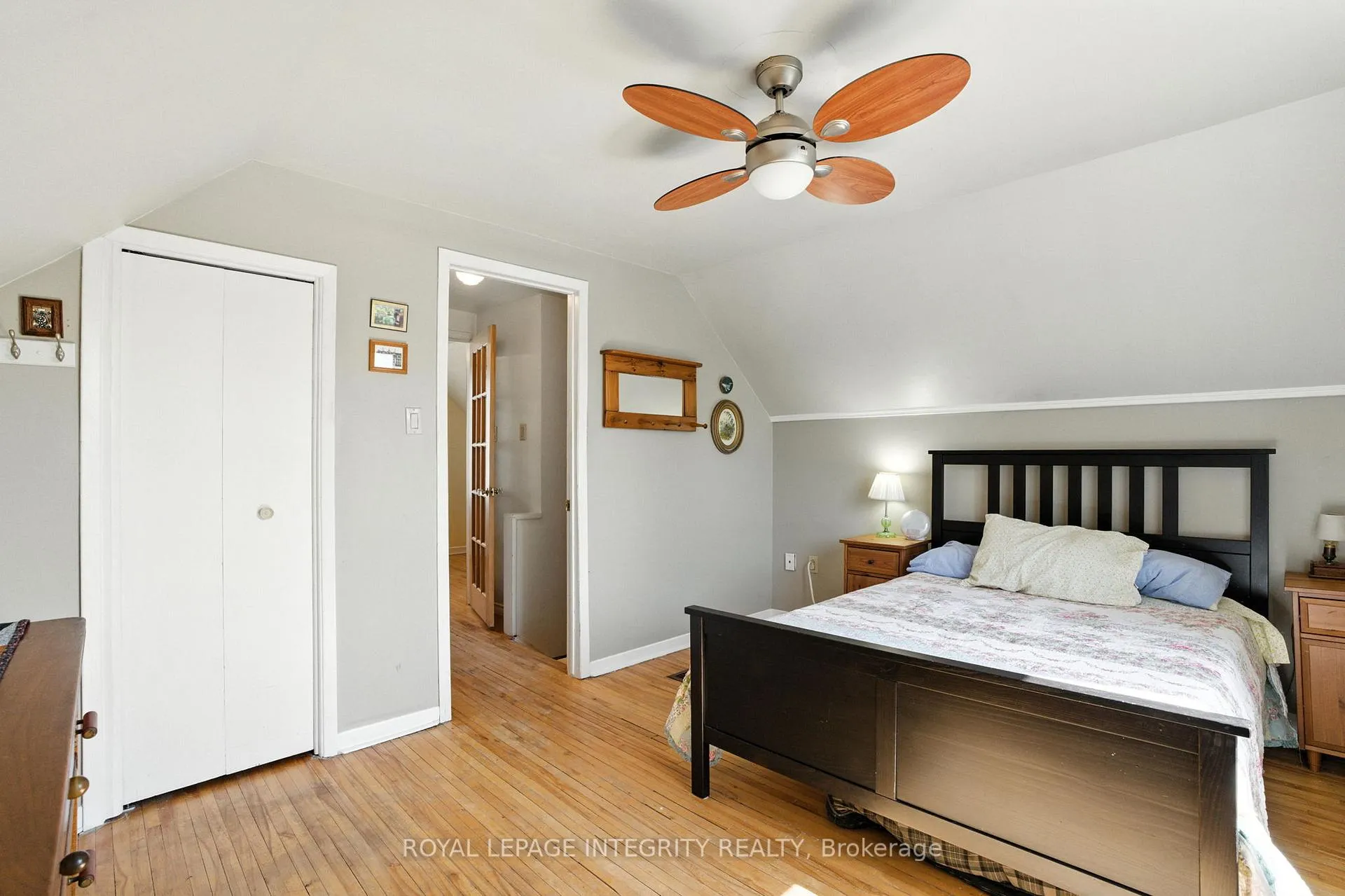 Photo 21 of 841 Merivale Road, Ottawa, Carlington — HOMEH