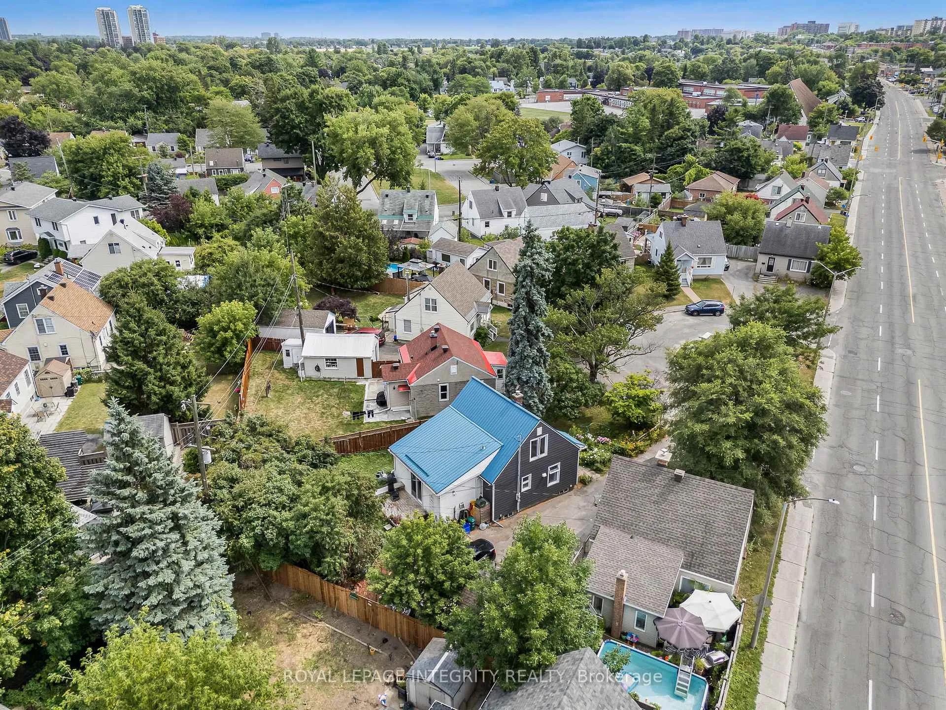 Photo 31 of 841 Merivale Road, Ottawa, Carlington — HOMEH