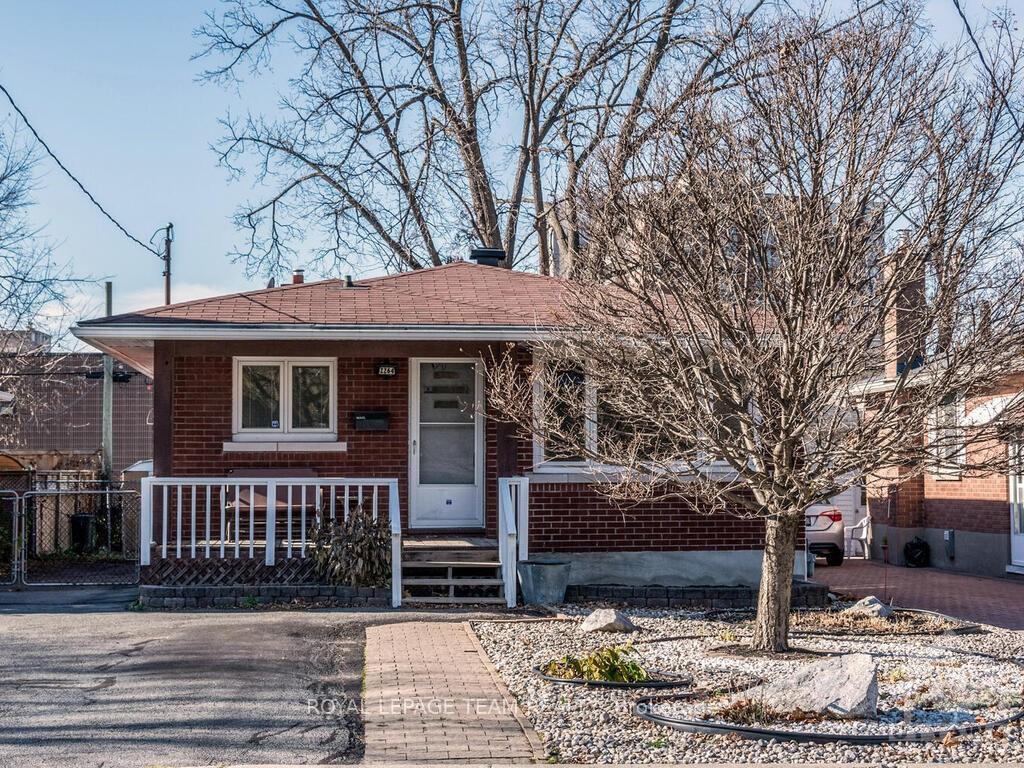 Photo 1 of 2264 Utah Street, Ottawa, Alta Vista — HOMEH