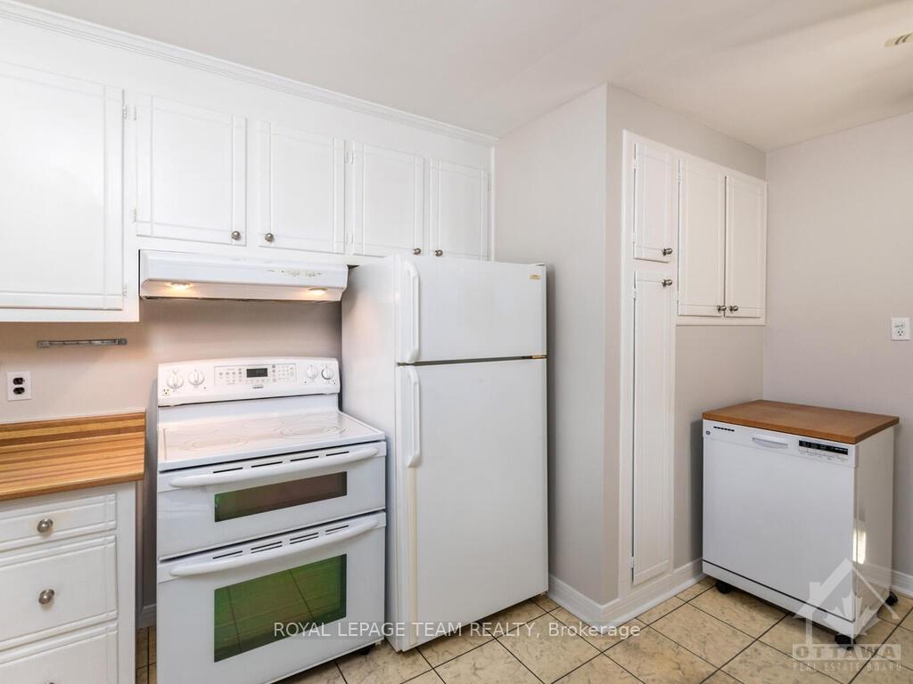 Photo 12 of 2264 Utah Street, Ottawa, Alta Vista — HOMEH