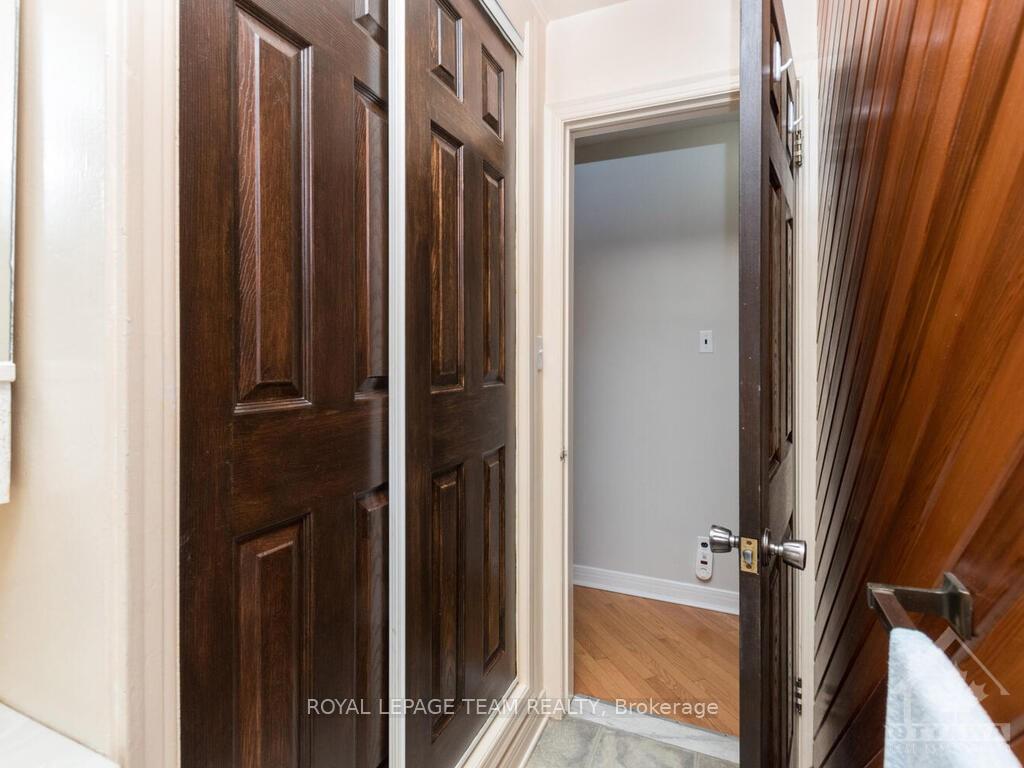 Photo 20 of 2264 Utah Street, Ottawa, Alta Vista — HOMEH