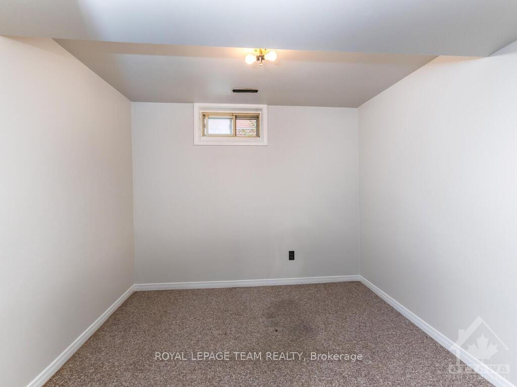 Photo 25 of 2264 Utah Street, Ottawa, Alta Vista — HOMEH