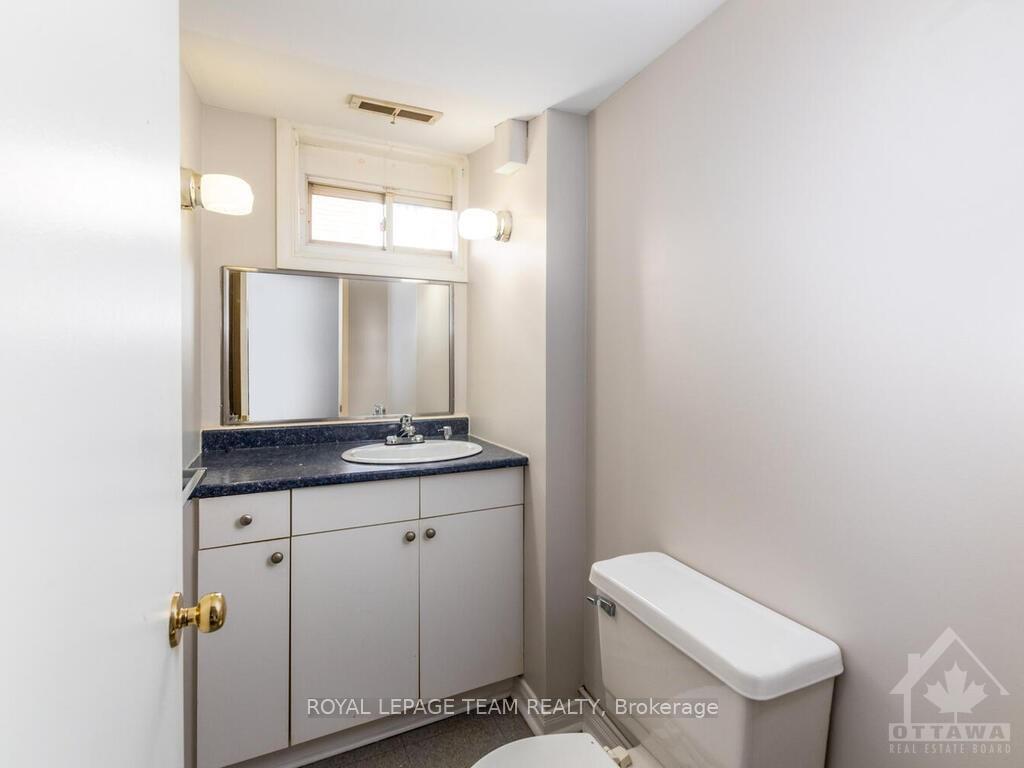 Photo 26 of 2264 Utah Street, Ottawa, Alta Vista — HOMEH