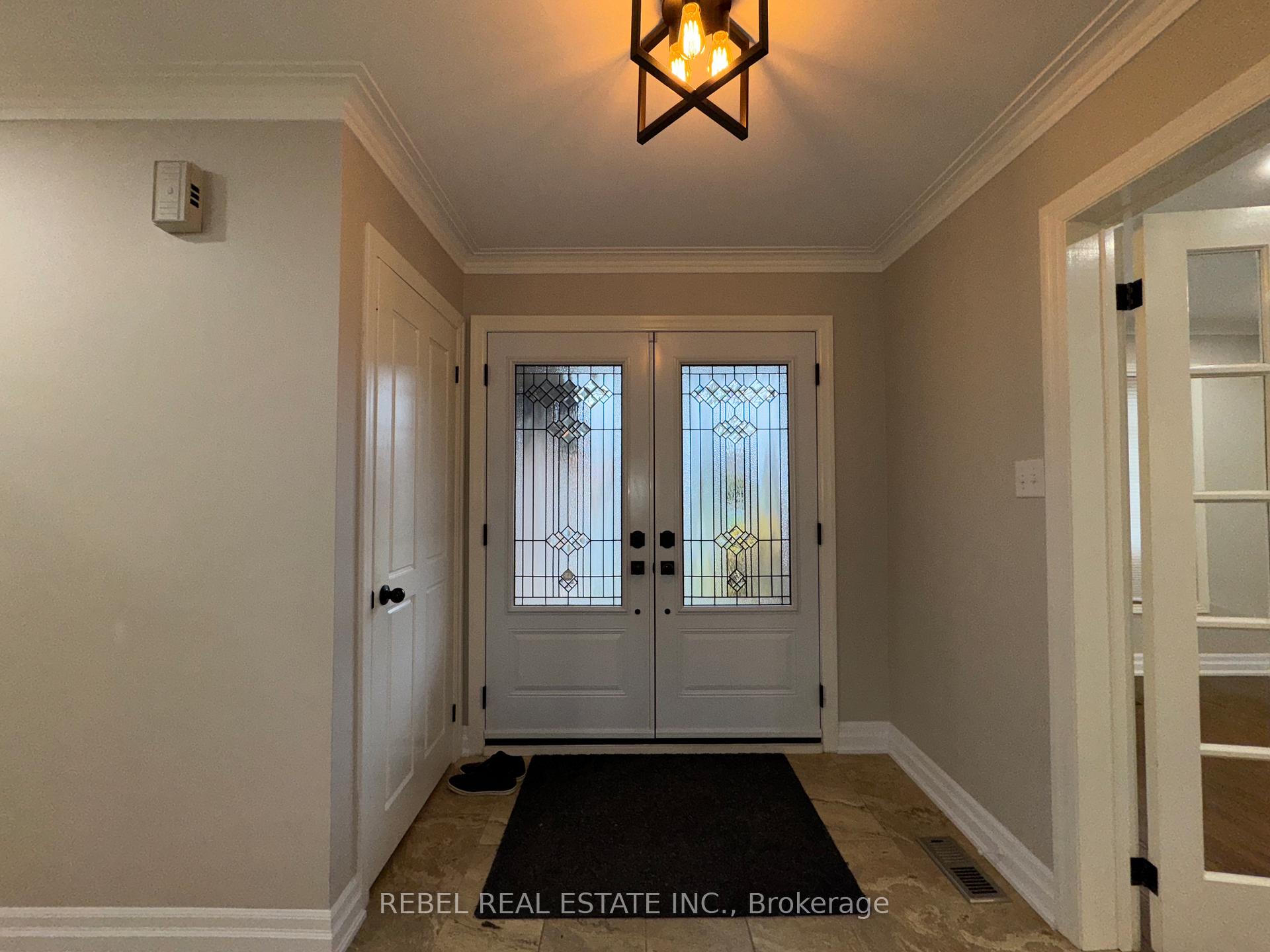 Photo 2 of Unit Upper, 41 Forest Heights Street, Whitby, Pringle Creek — HOMEH