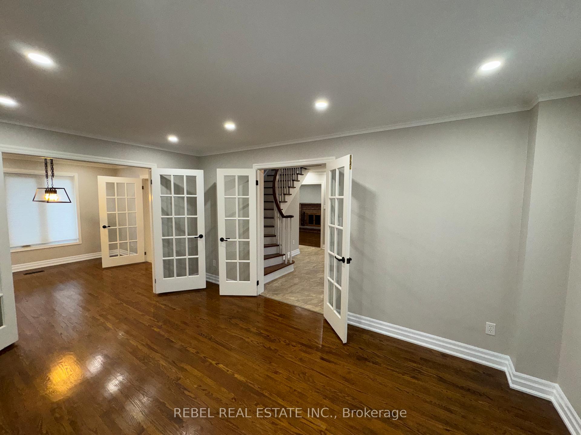 Photo 5 of Unit Upper, 41 Forest Heights Street, Whitby, Pringle Creek — HOMEH