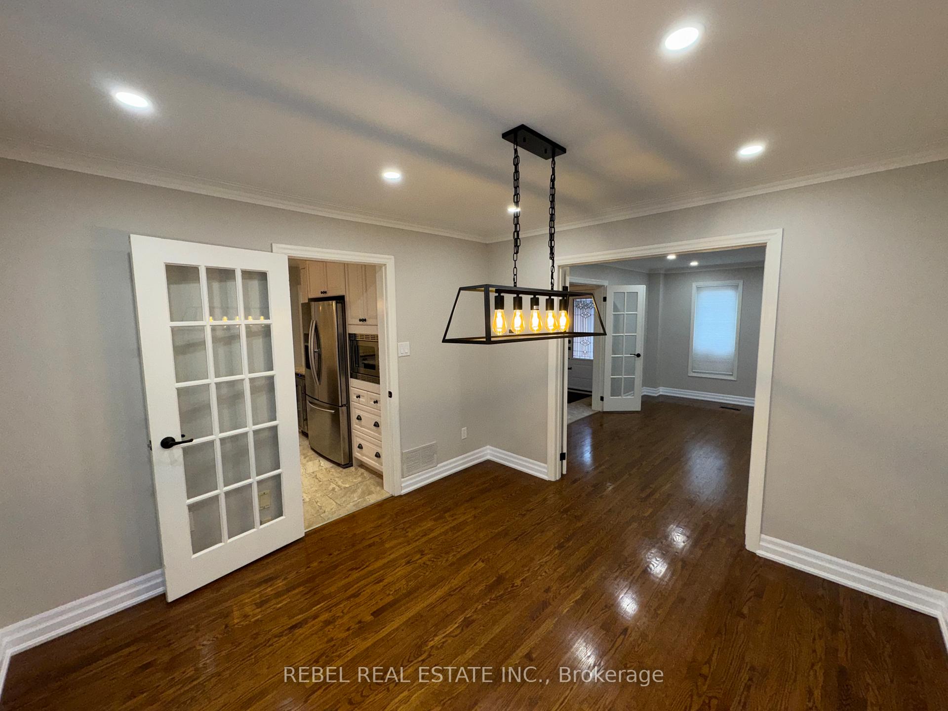 Photo 8 of Unit Upper, 41 Forest Heights Street, Whitby, Pringle Creek — HOMEH