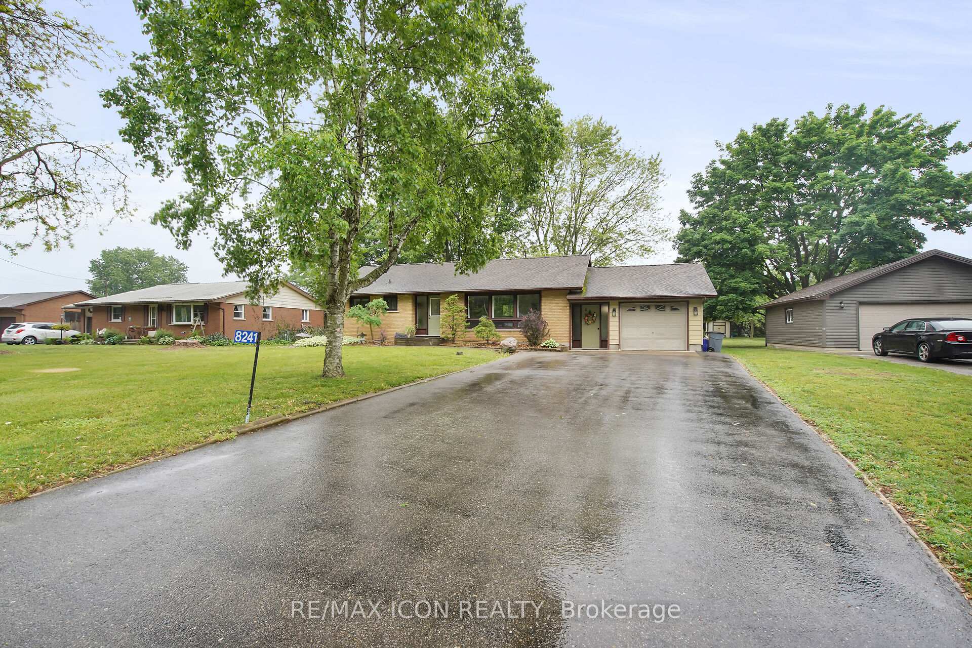 Front of 8241 Sandytown Road