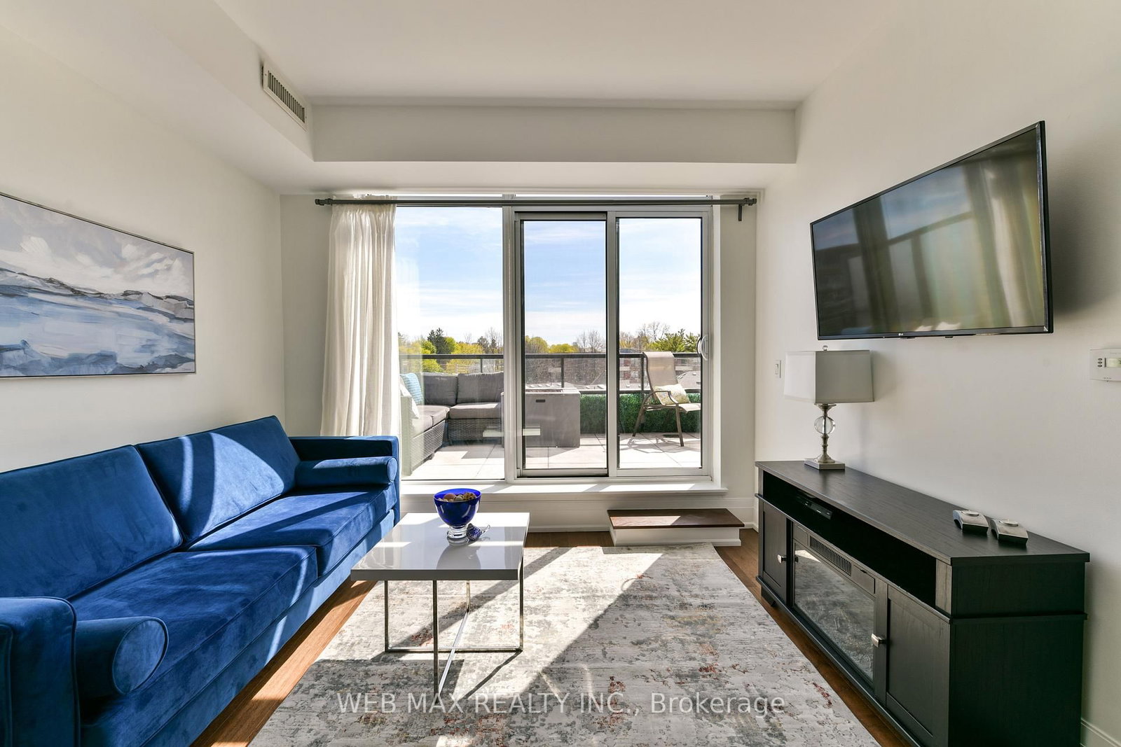Photo 6 of Unit 501, 25 Malcolm Rd, Toronto, Leaside — HOMEH