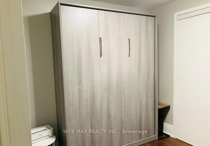 Photo 5 of Unit 501, 25 Malcolm Rd, Toronto, Leaside — HOMEH